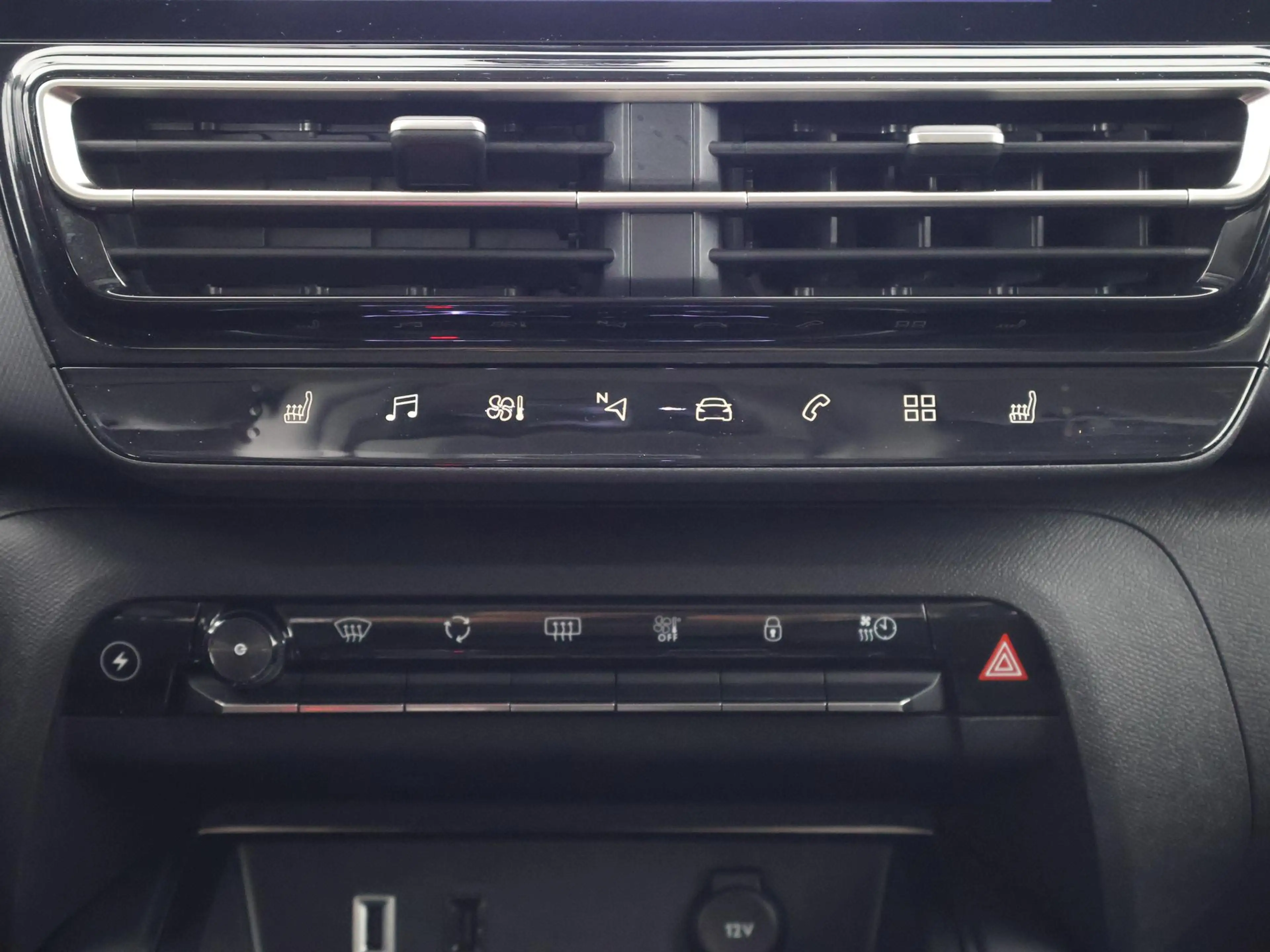 Citroen C5 Aircross 1.6 PLUG-IN HYBRID BUSINESS+ AUTOM. GAR 10/2032* N — photo 26