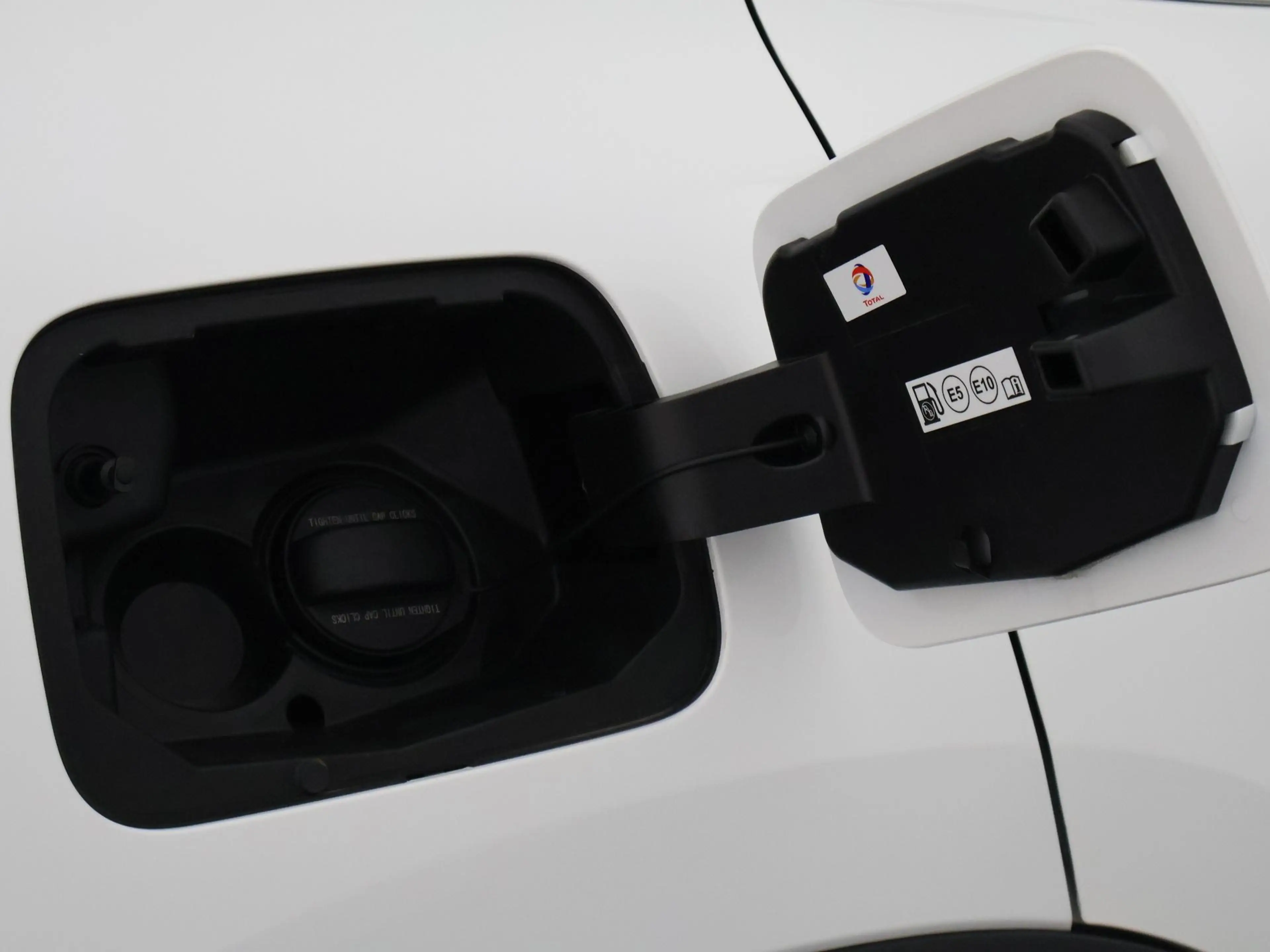 Citroen C5 Aircross 1.6 PLUG-IN HYBRID BUSINESS+ AUTOM. GAR 10/2032* N — photo 16