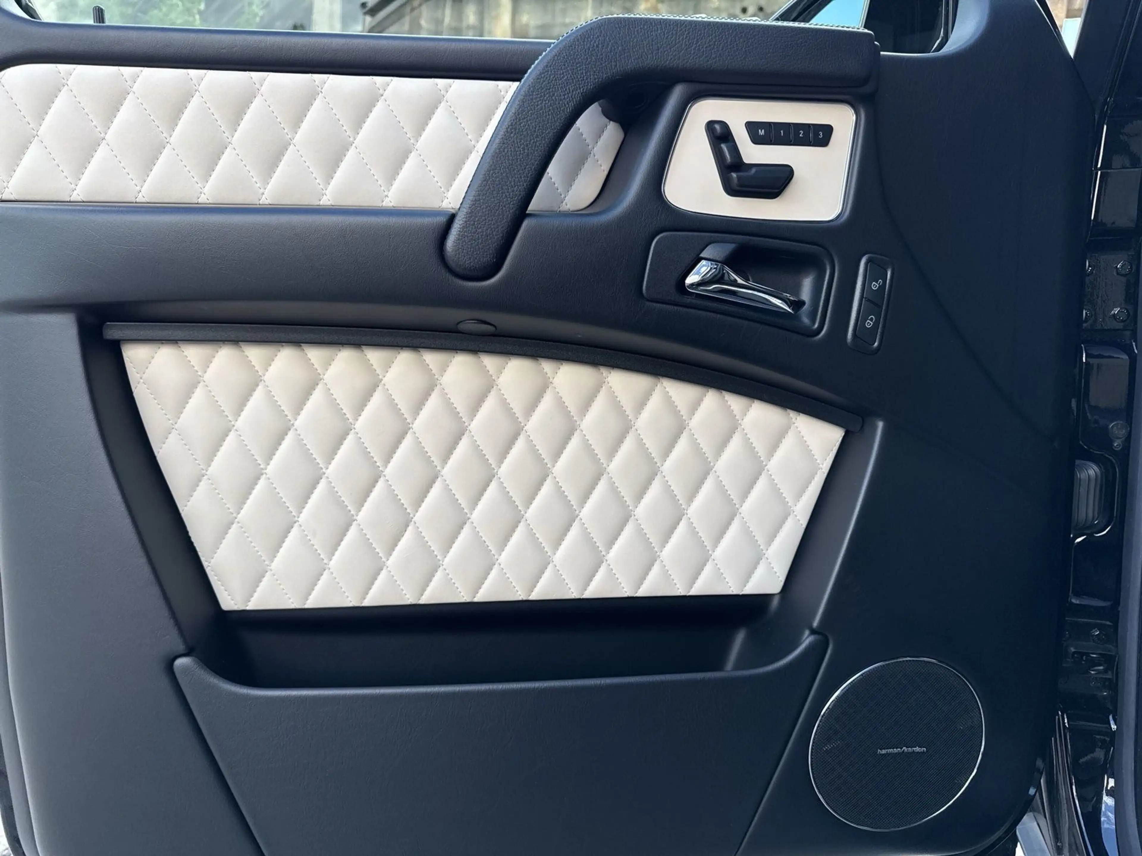 Mercedes-Benz G 63 AMG G Station G 63 AMG / 49.711 Km — photo 9