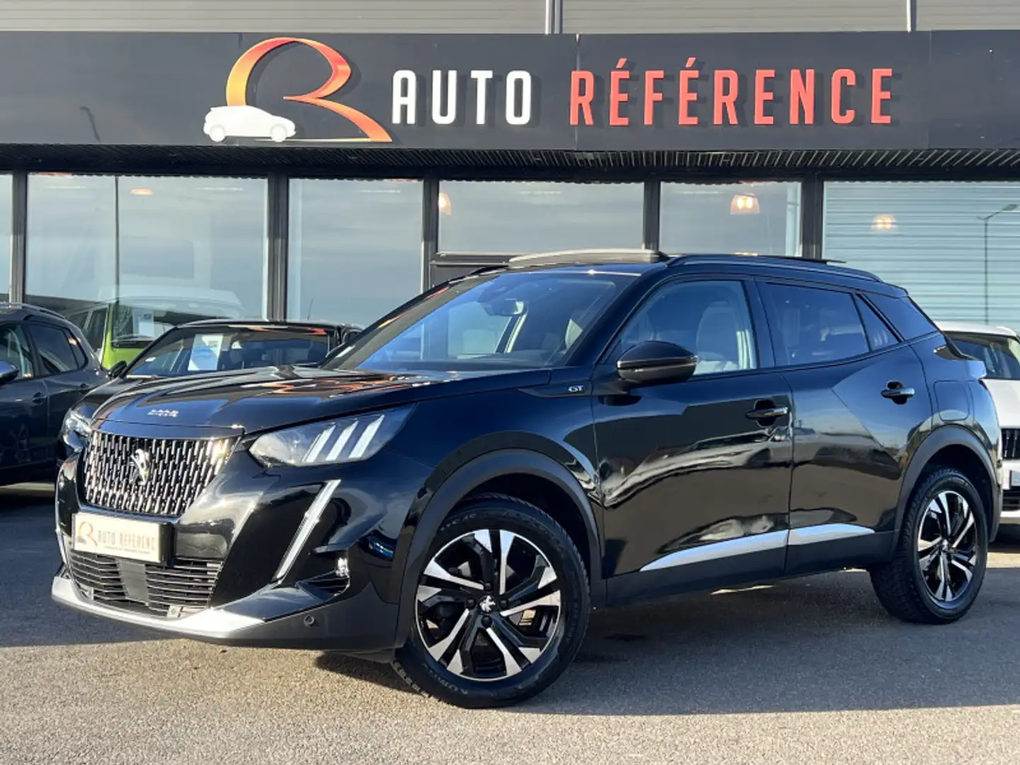Peugeot 2008 1.2 130 CH GT EAT8 / CAMERA / COCKPIT 3D / TOIT OUVRANT Schwarz - 1