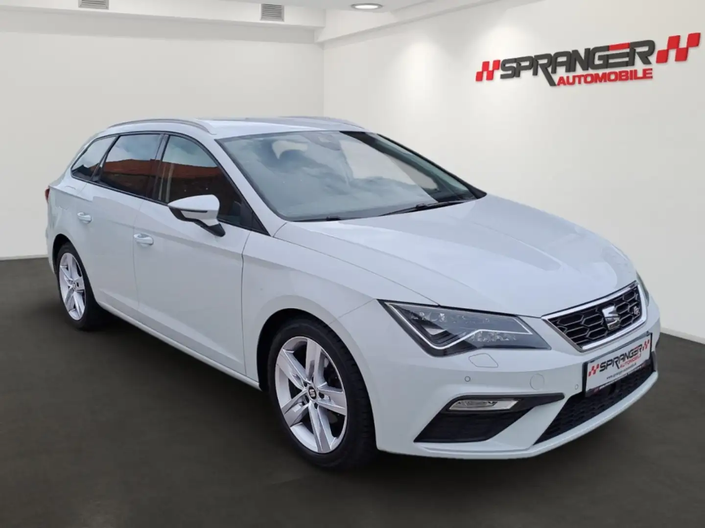 SEAT Leon ST FR*Shzg*virt.Cock*Klima*R.Cam*LED* Weiß - 2