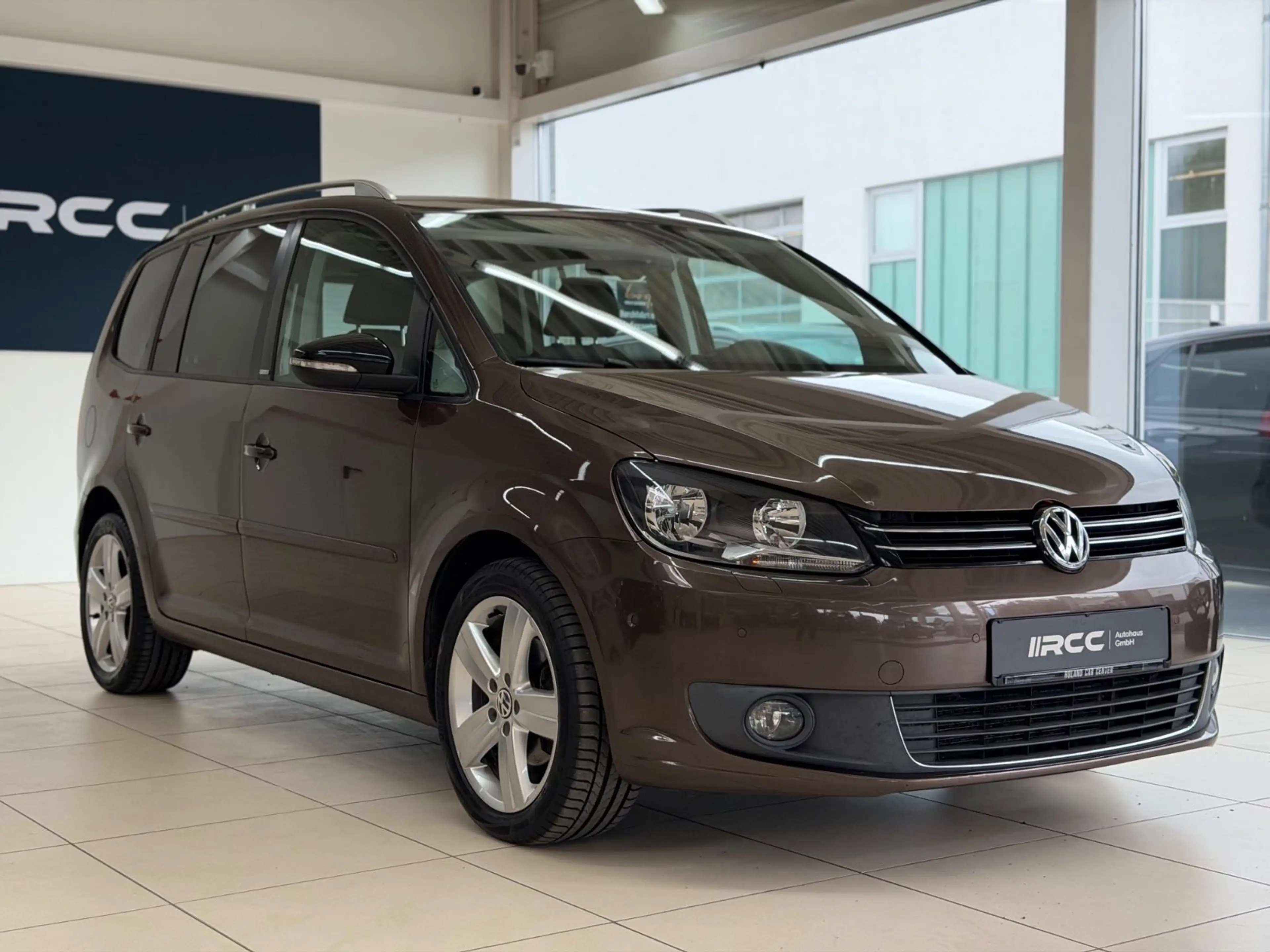Volkswagen Touran Style 7-Sitzer — photo 4