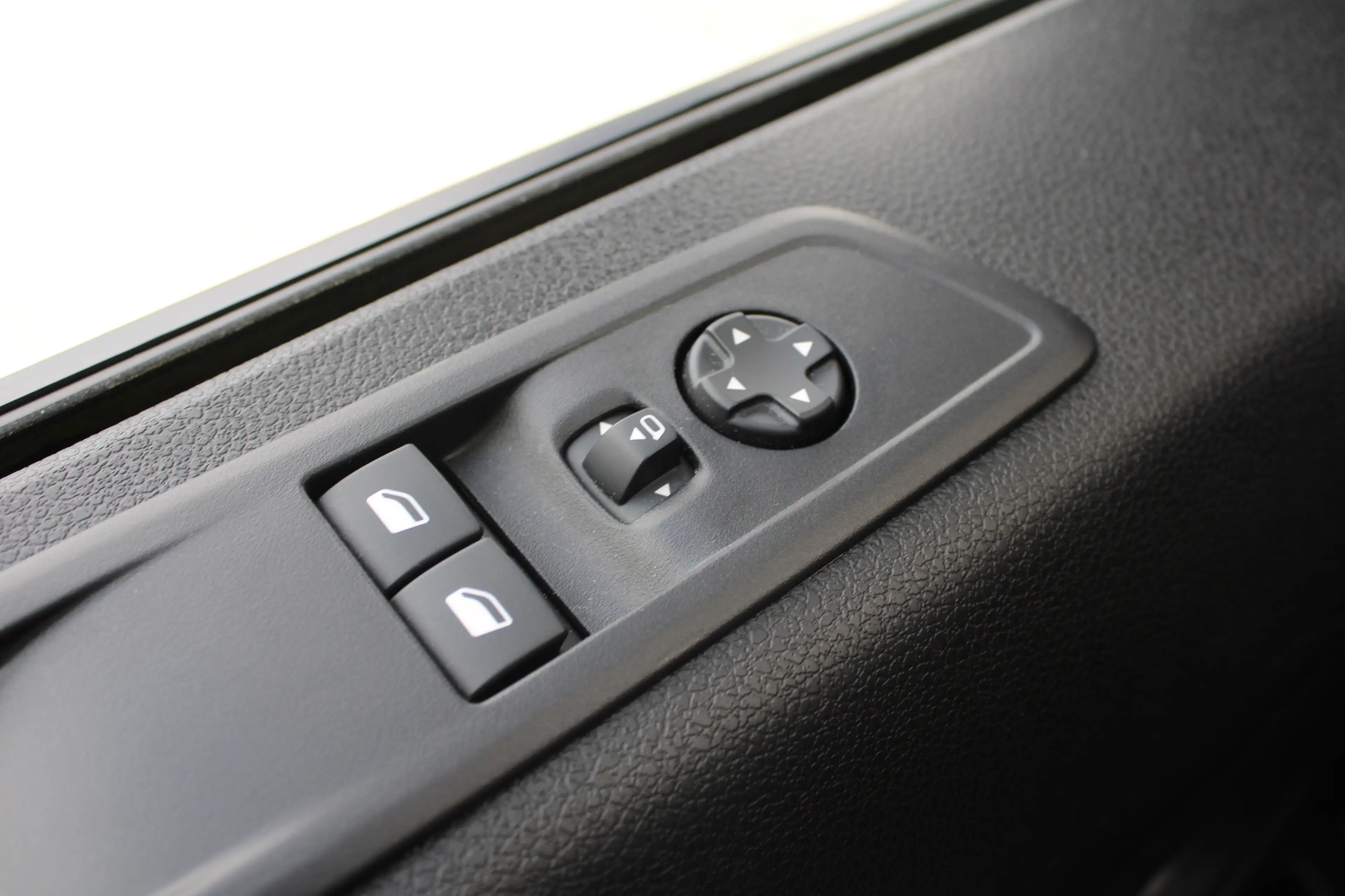 Peugeot e-Expert L3 75 kWh | 8 JAAR GARANTIE | CAMERA | NAVI | DRAA — photo 13