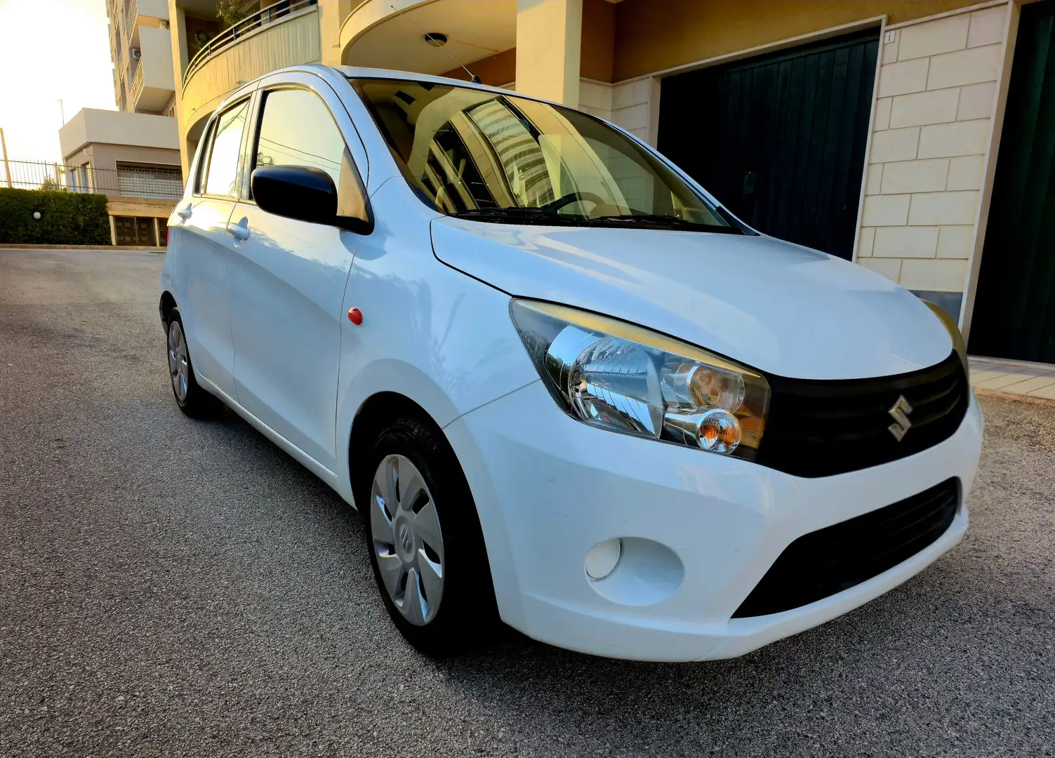 Suzuki Celerio Celerio 1.0 Easy Bianco - 1