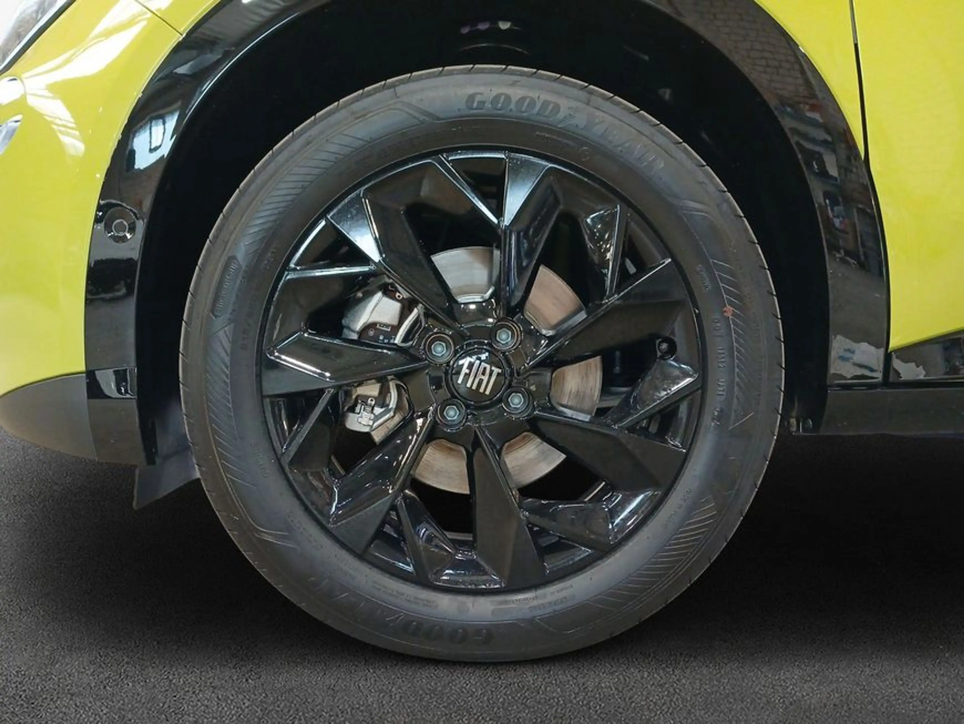 Fiat 600 HYBRID Sport 100 kW, 5-türig — photo 7