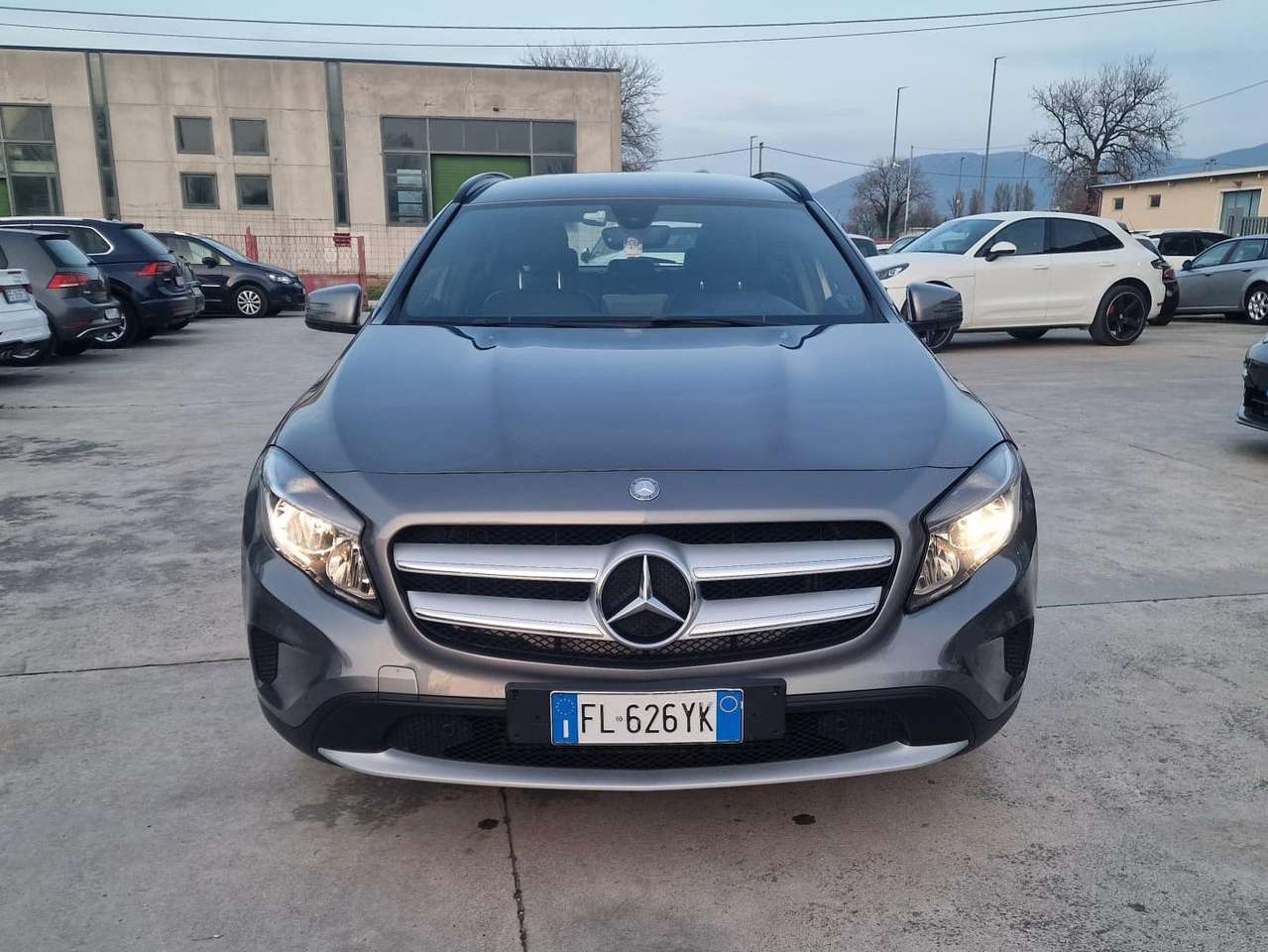 Mercedes-Benz GLA 180 GLA 180 d Premium