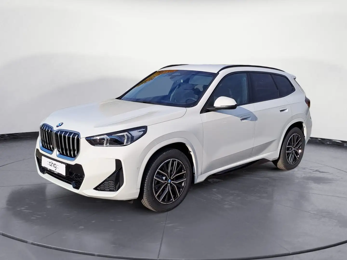 BMW X1 sDrive20i M-Sport *Navi*Memory*Aktivsitz*LED* Weiß - 2