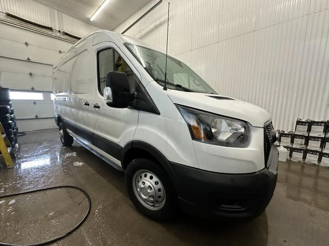 2023 Ford Transit Cargo Van