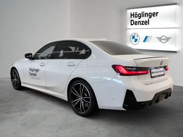 BMW 3 Series view 12