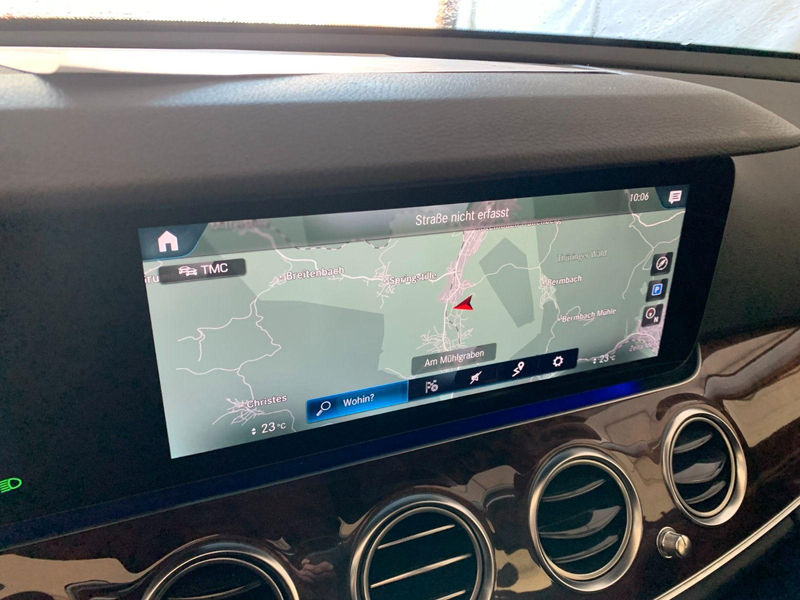 Mercedes-Benz E 300 de Avantg LED Kam Distr+ 18" Nav+ Widescr. — photo 13