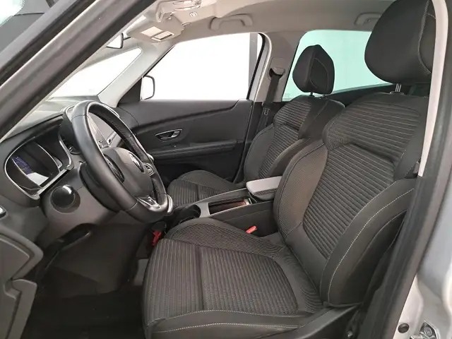 Renault Scenic view 7