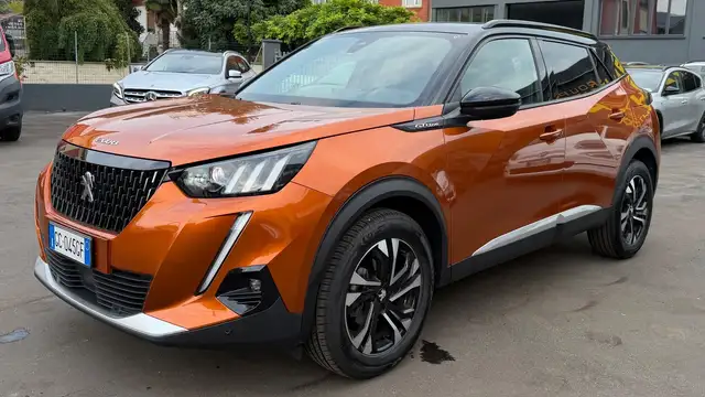 Peugeot 2008 view 3