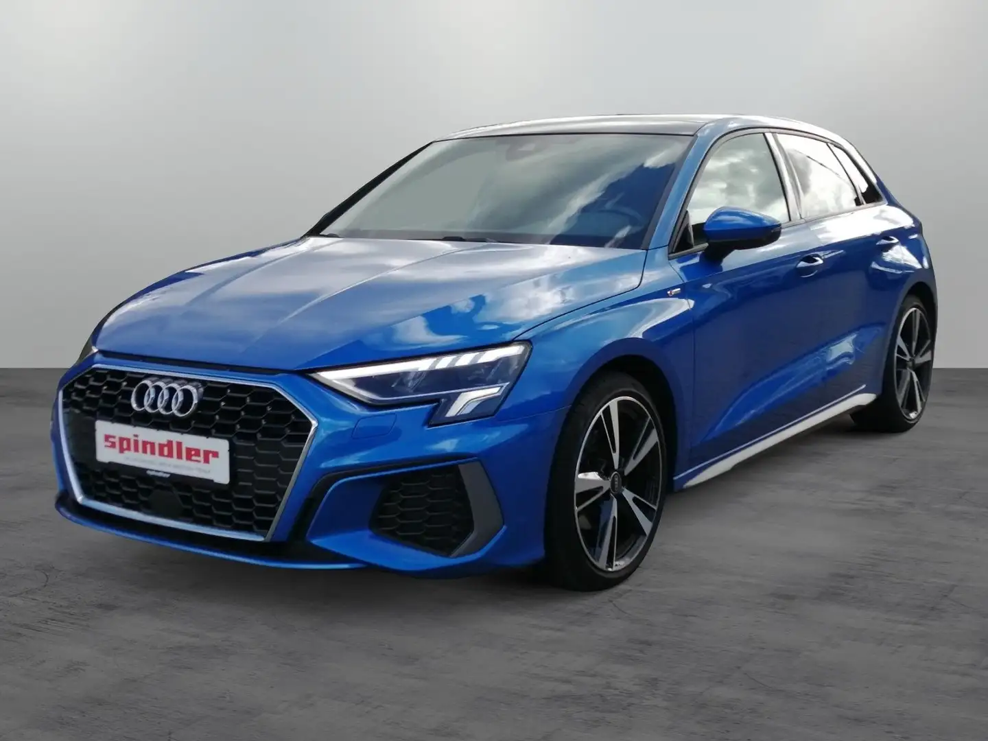 Audi A3 S-Line 35 TFSI Stronic Pano LED Nav Blau - 2