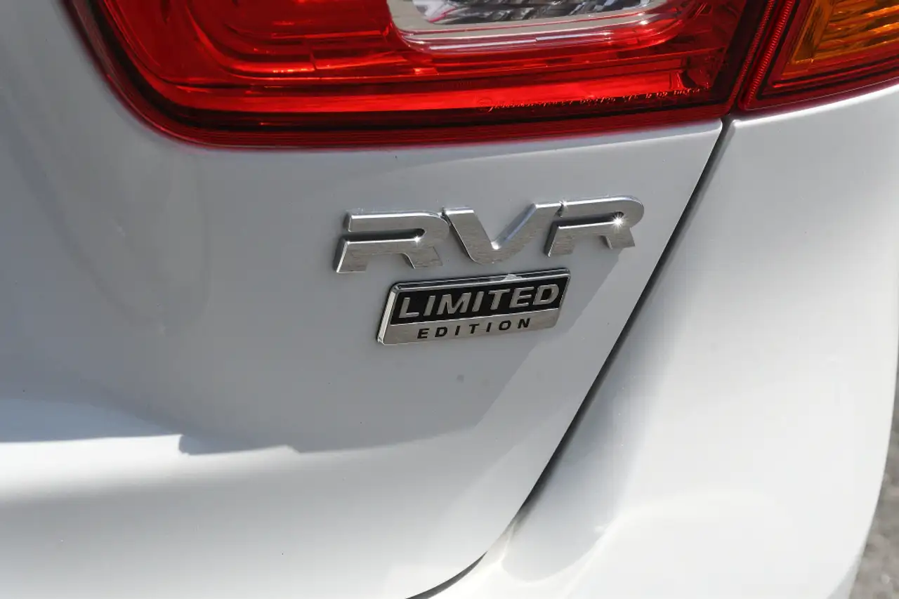 Mitsubishi RVR fotografie Mitsubishi RVR