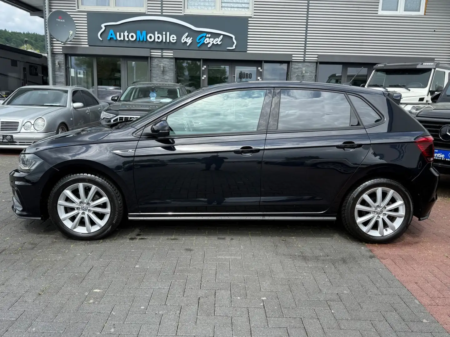 Volkswagen Polo VI Highline *1. Hand *R line *Navi *Virtual Negro - 2