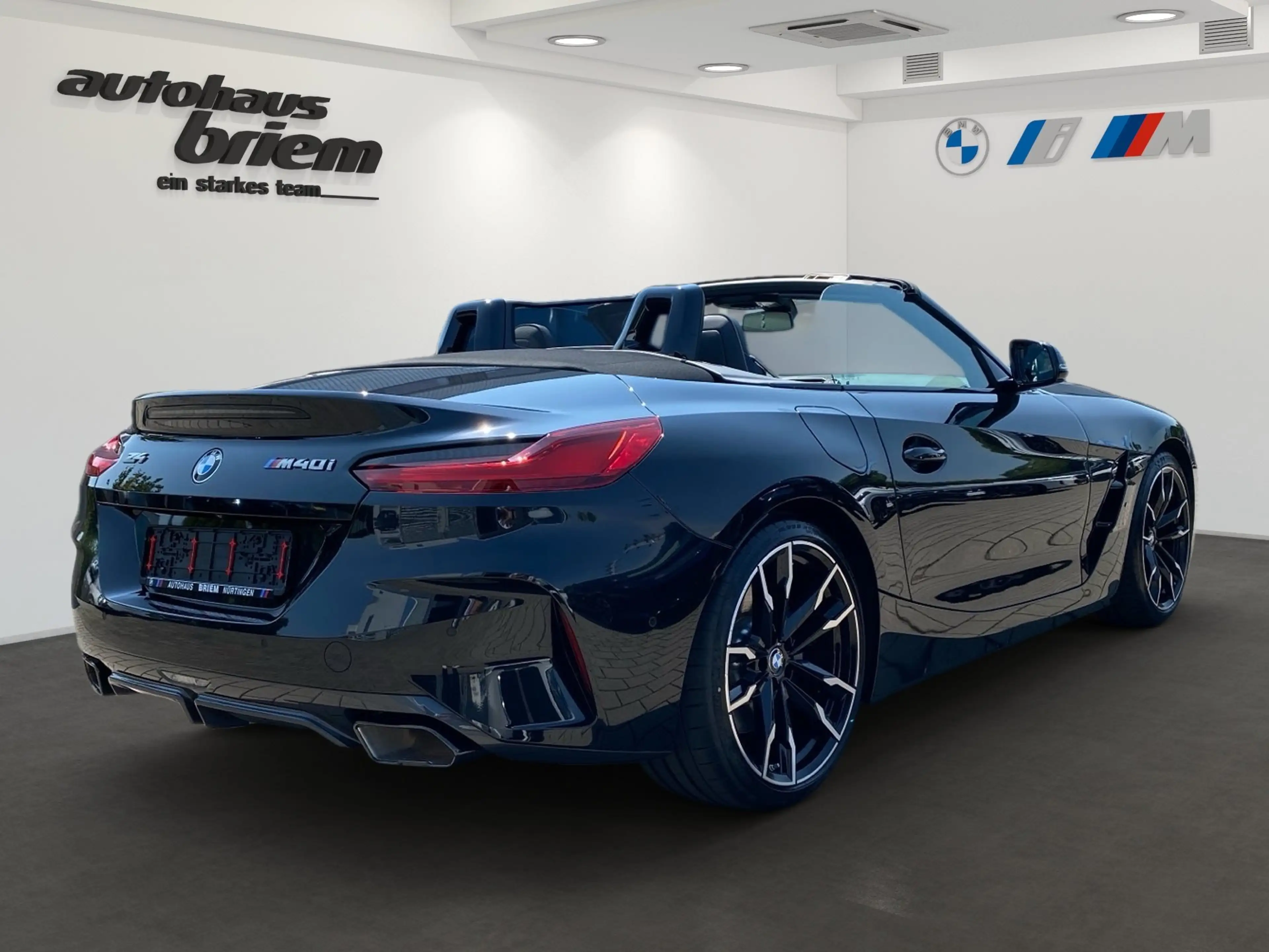 BMW Z4 M40i — photo 3