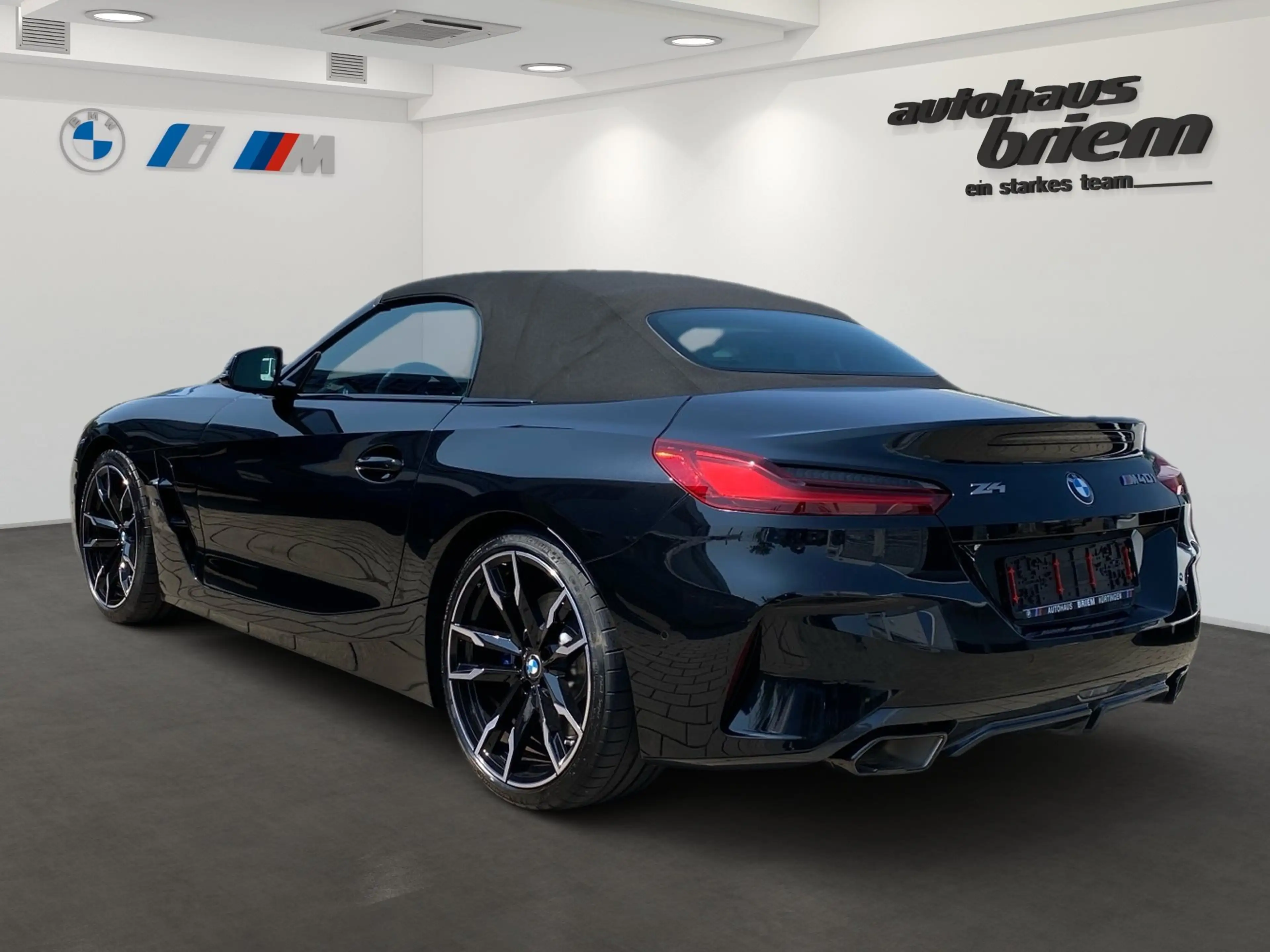 BMW Z4 M40i — photo 4