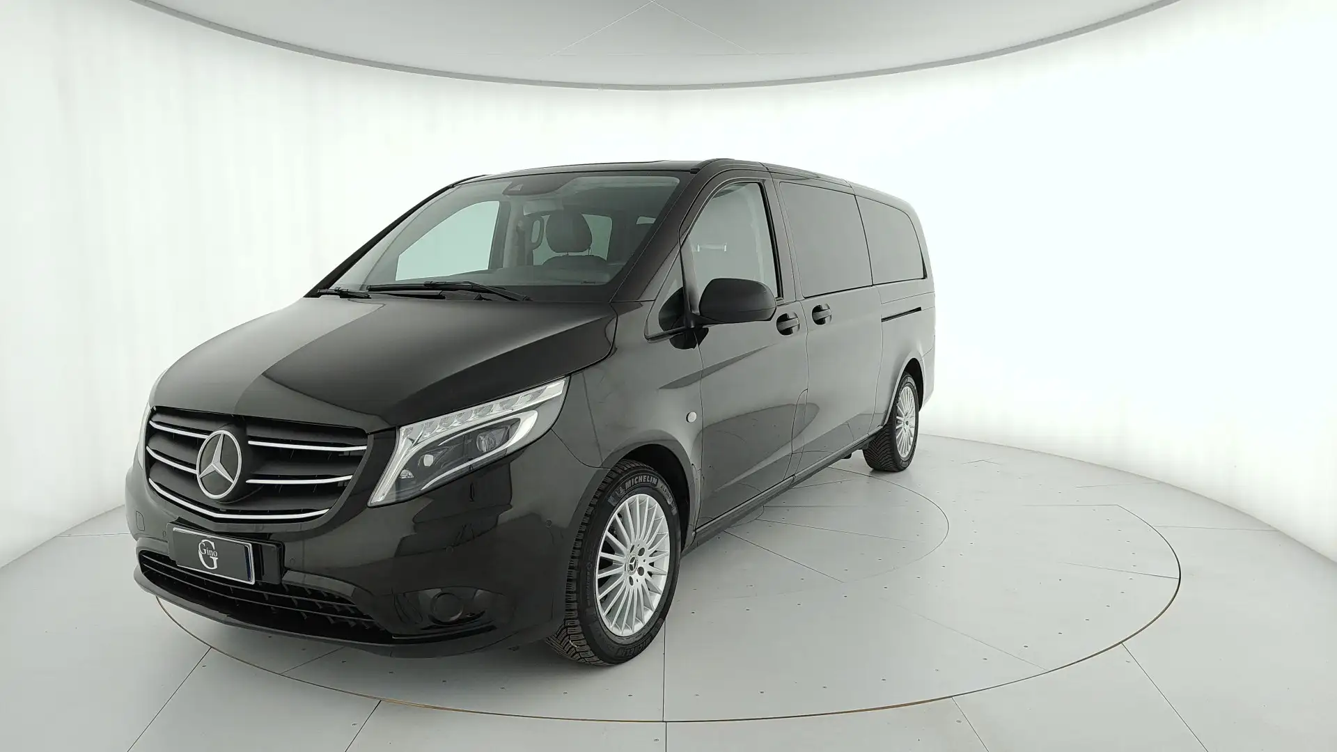 Mercedes-Benz vito 116 cdi extralong tourer select auto my20 Nero - 1