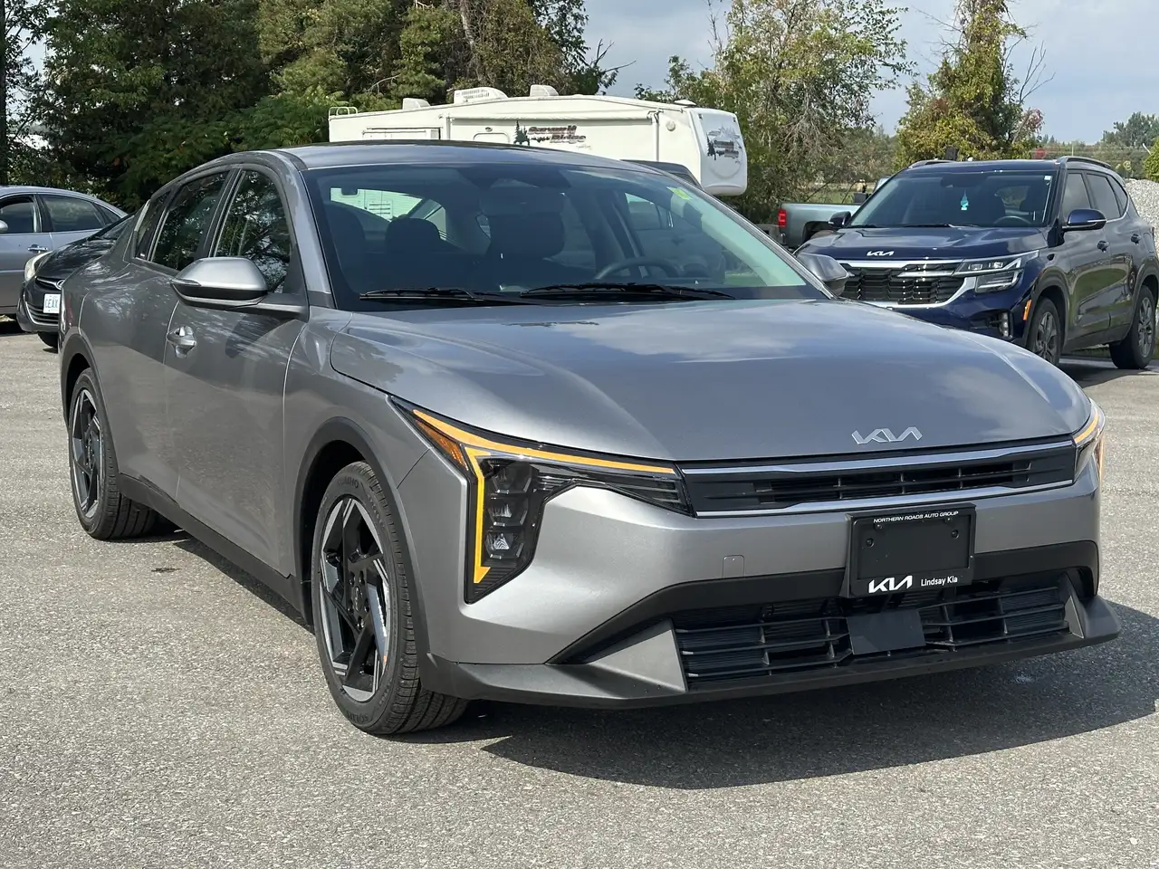 Kia K4 снимка Kia K4