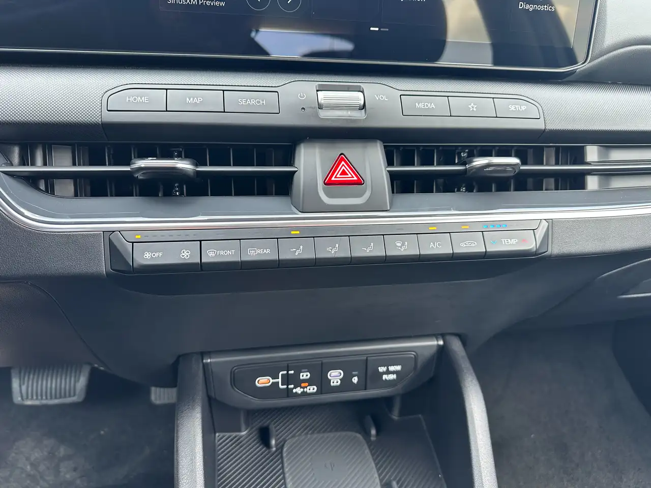 Kia K4 снимка Kia K4
