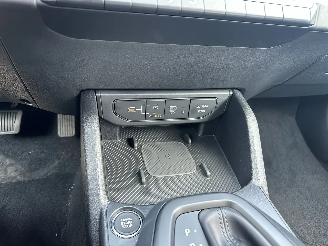 Kia K4 снимка Kia K4