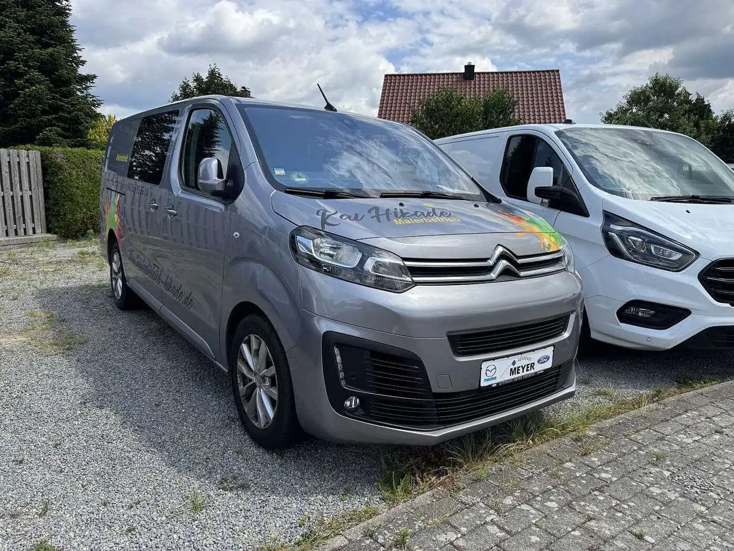 Citroen Jumpy 2.0 BlueHDi 150 XL Club DoKa Grau - 1