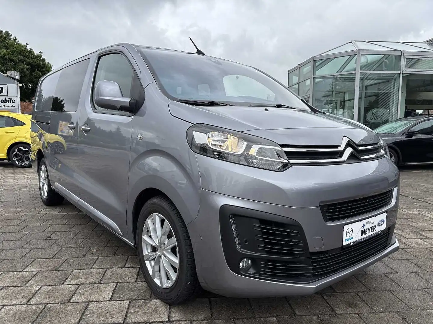 Citroen Jumpy 2.0 BlueHDi 150 XL Club DoKa Grey - 1