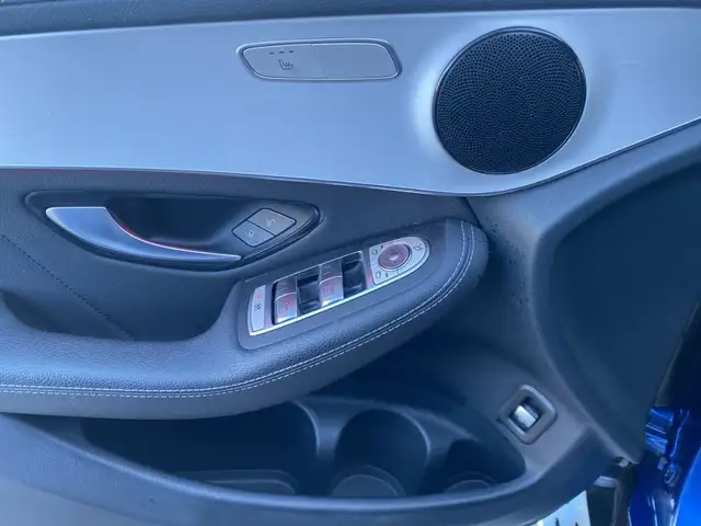 Mercedes-Benz GLC 220 d 4MATIC Coupé Shz Ambi Sportpaket Mbeam Ansicht 9