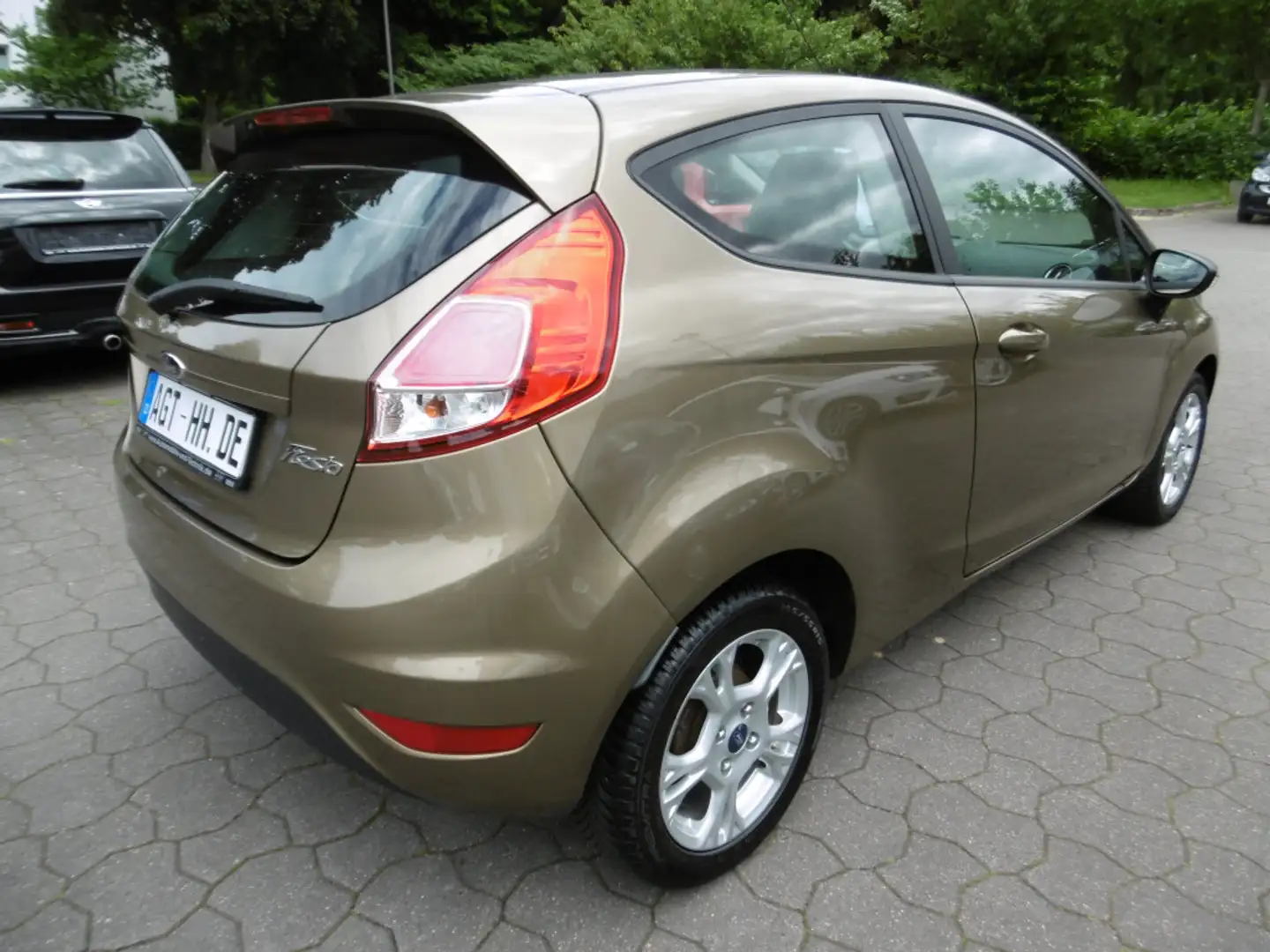 Ford Fiesta 1.25Sync Edition Klima Sitzheiz Allwetter - 2