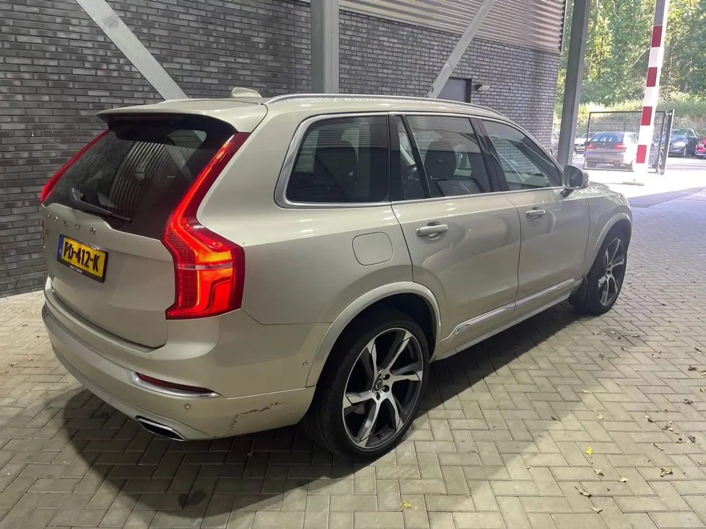 Volvo XC90 T8 Twin Engine Inscription | Panoramadak | Stoel+S Grau - 2