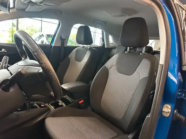 Opel Grandland view 8