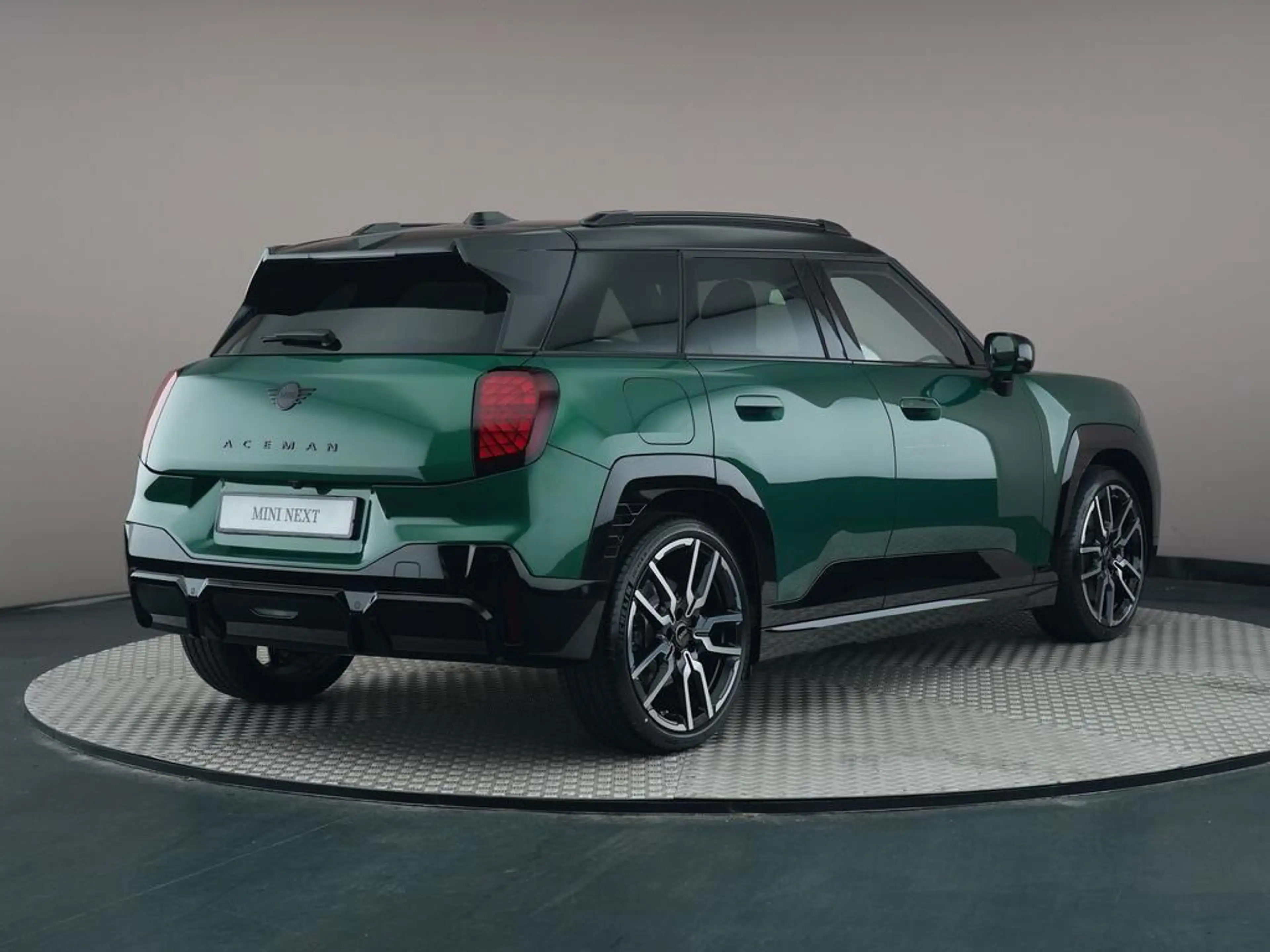 MINI Aceman E John Cooper Works L 42.5 kWh — photo 10