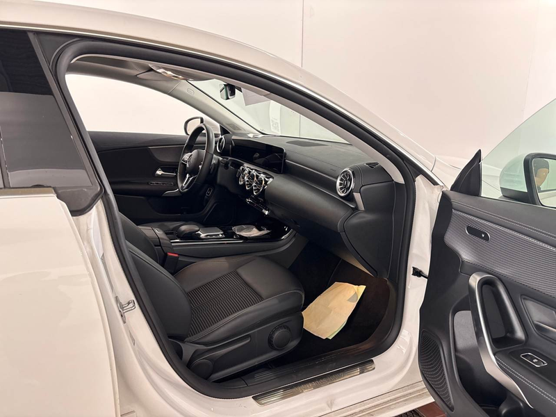 Mercedes-Benz CLA 250 e Progressive Pano S-Dach BLIS Key LED — photo 8