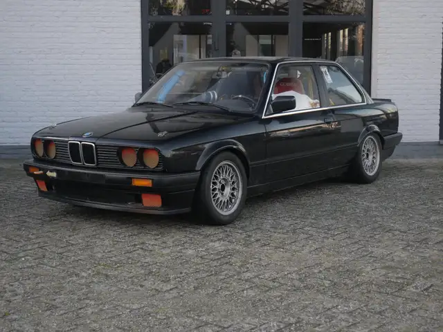 BMW 325 3-serie 325i Circuit auto met sper en rolkooi