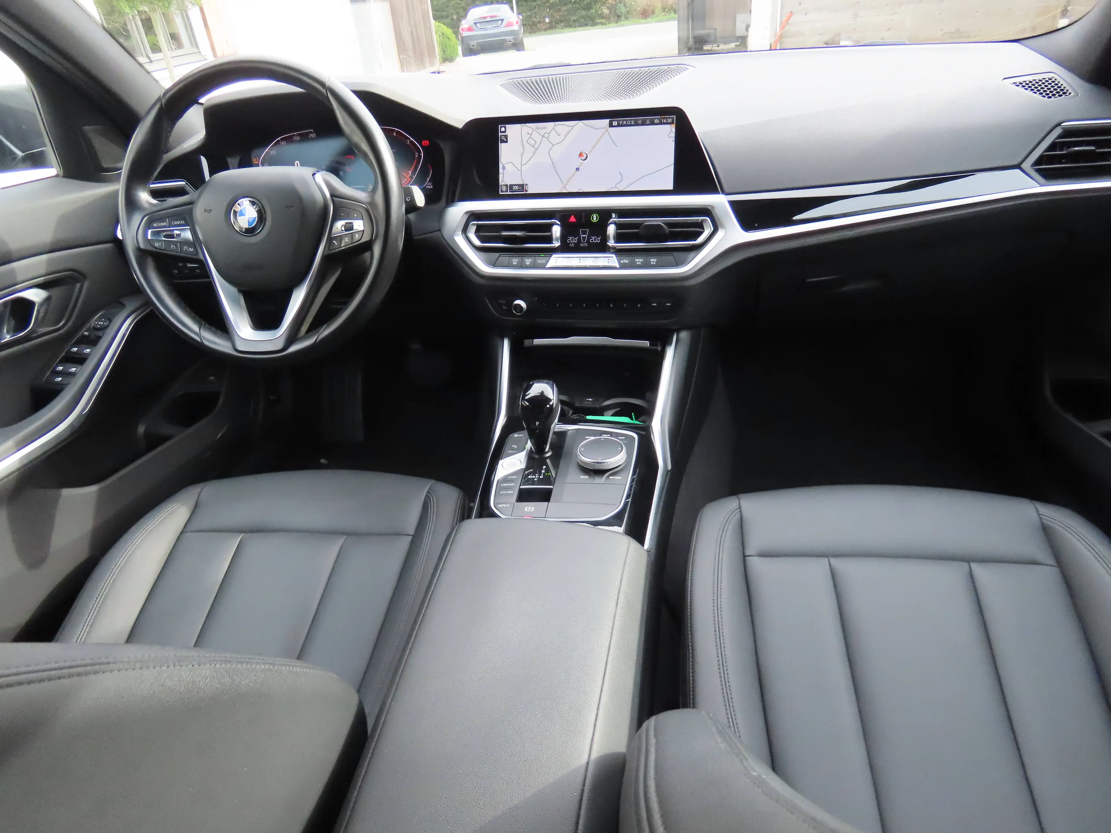 BMW 320 Touring 320 dA AdBlue — photo 17