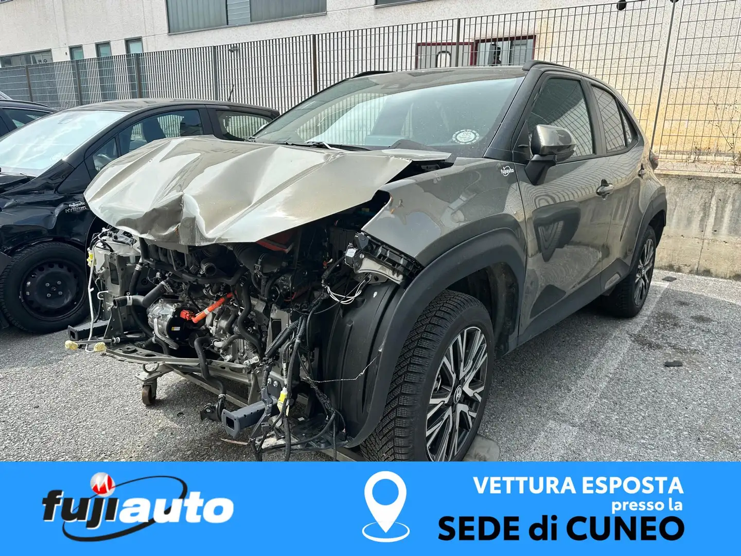 Toyota Yaris Cross Yaris Cross 1.5h Trend fwd 116cv e-cvt Oro - 1