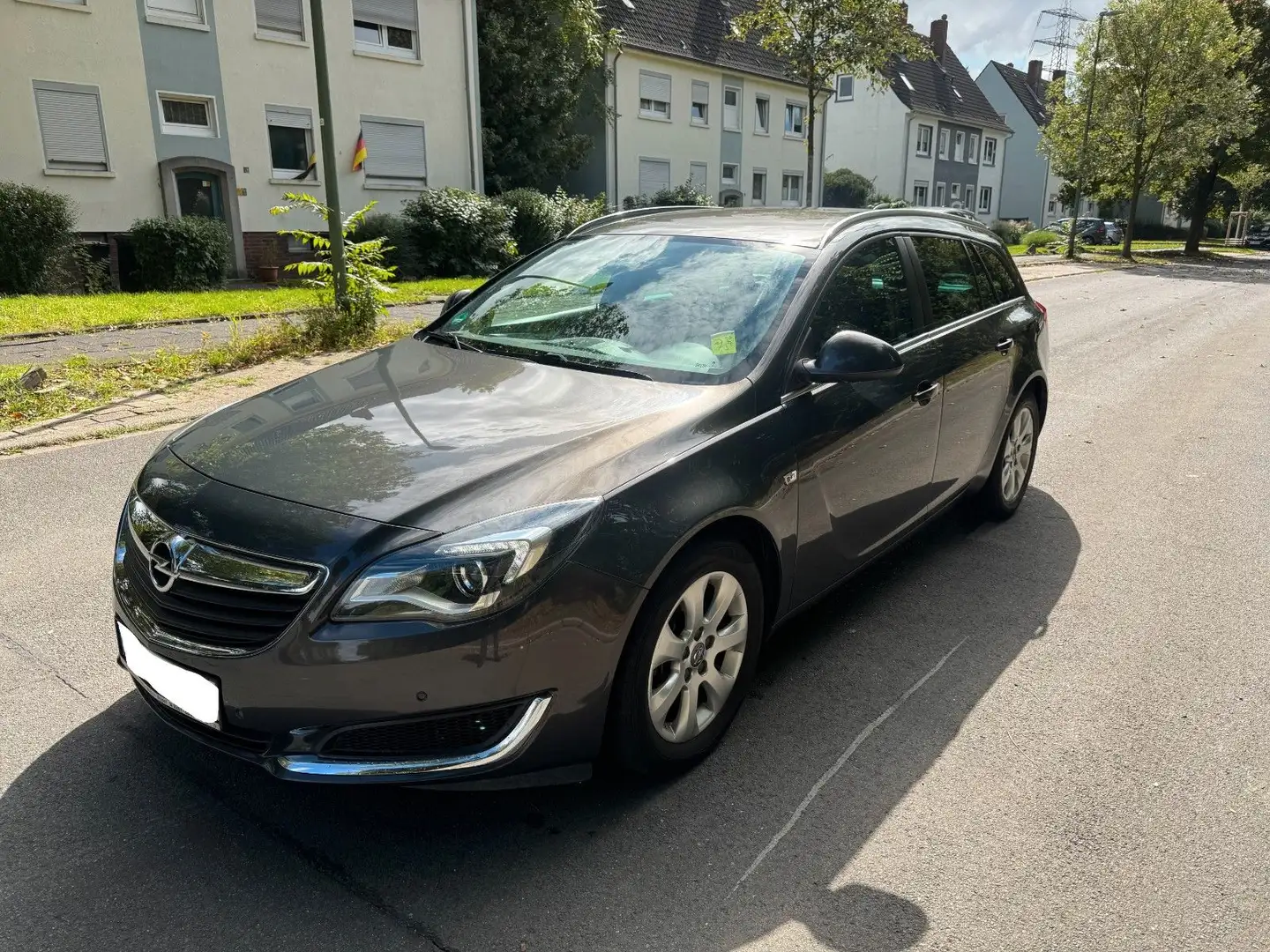 Opel Insignia A Sports Tourer Business Edition Grau - 1