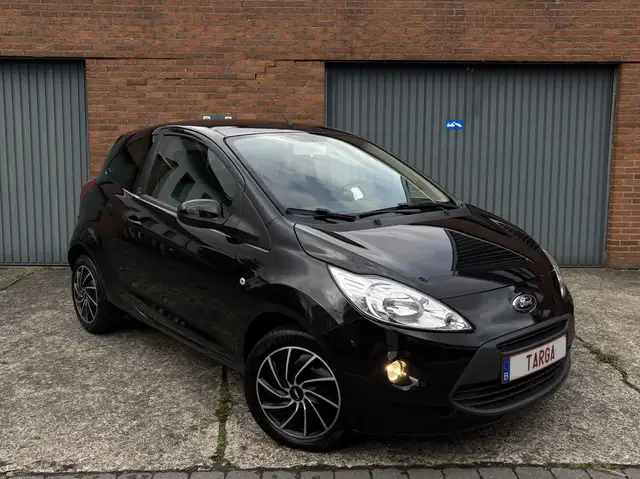 Ford Ka/Ka+ Ka 1.2i || Toit Panoramique || Garantie