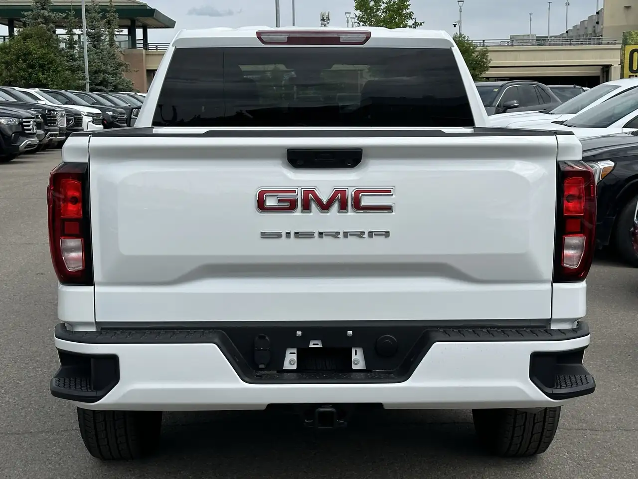 GMC Sierra 1500 снимка GMC Sierra 1500
