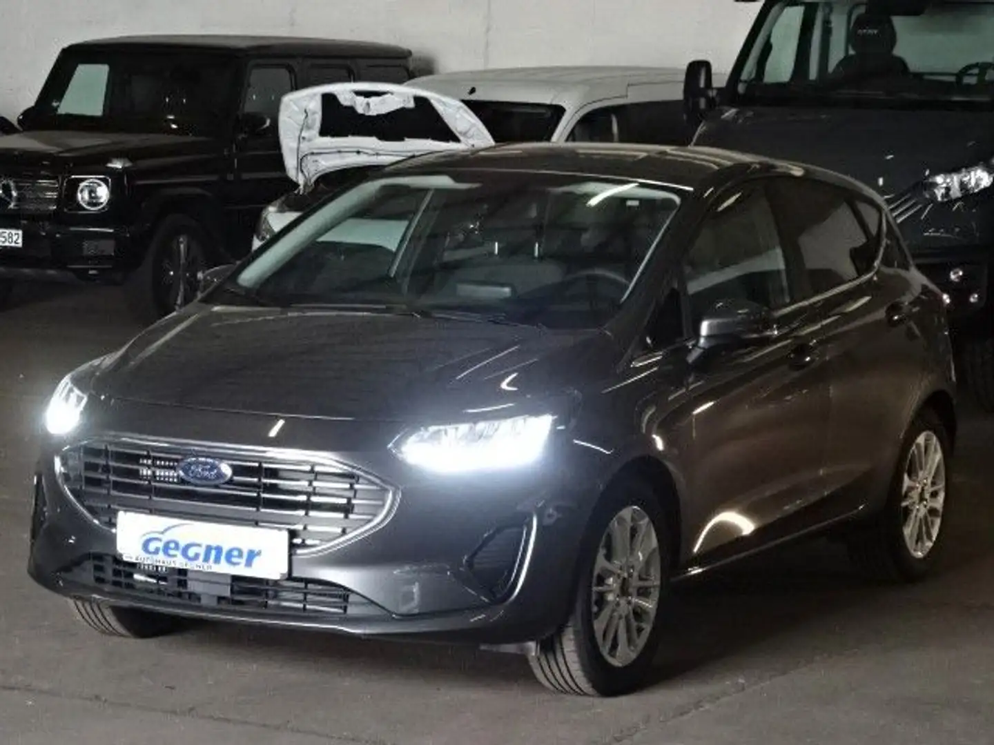 Ford Fiesta Titanium 1.0l EcoBoost WiPa ACC Grau - 2
