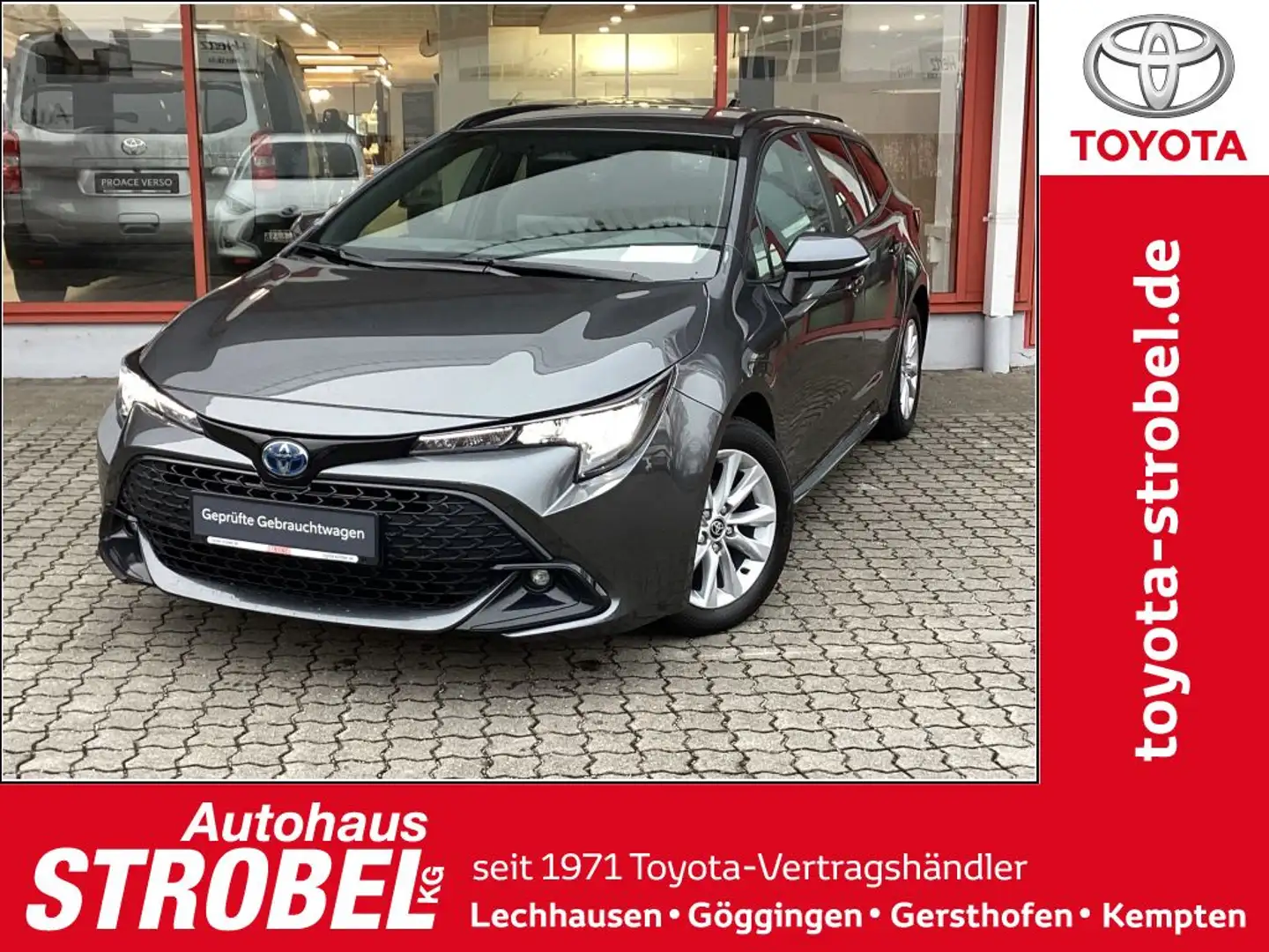 Toyota Corolla 1.8 Hybrid Touring Sports Business Edition - 1