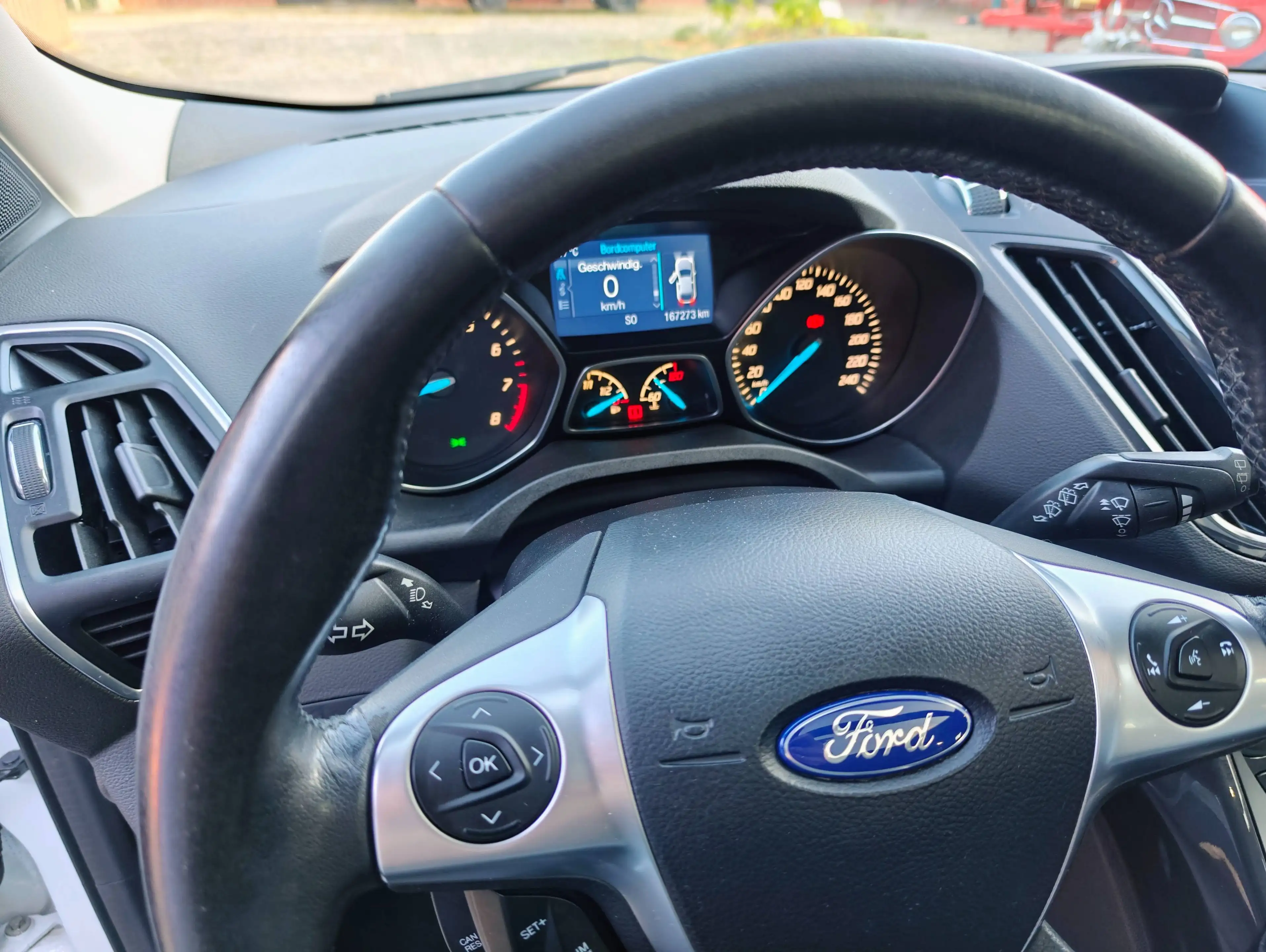 Ford Kuga Titanium 1,6 / Klimaautomatik / — photo 15