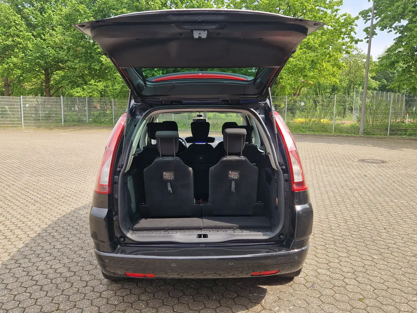Citroen C4 Picasso C4 Picasso 7-Sitzer - Automatik - TÜV Schwarz - 2