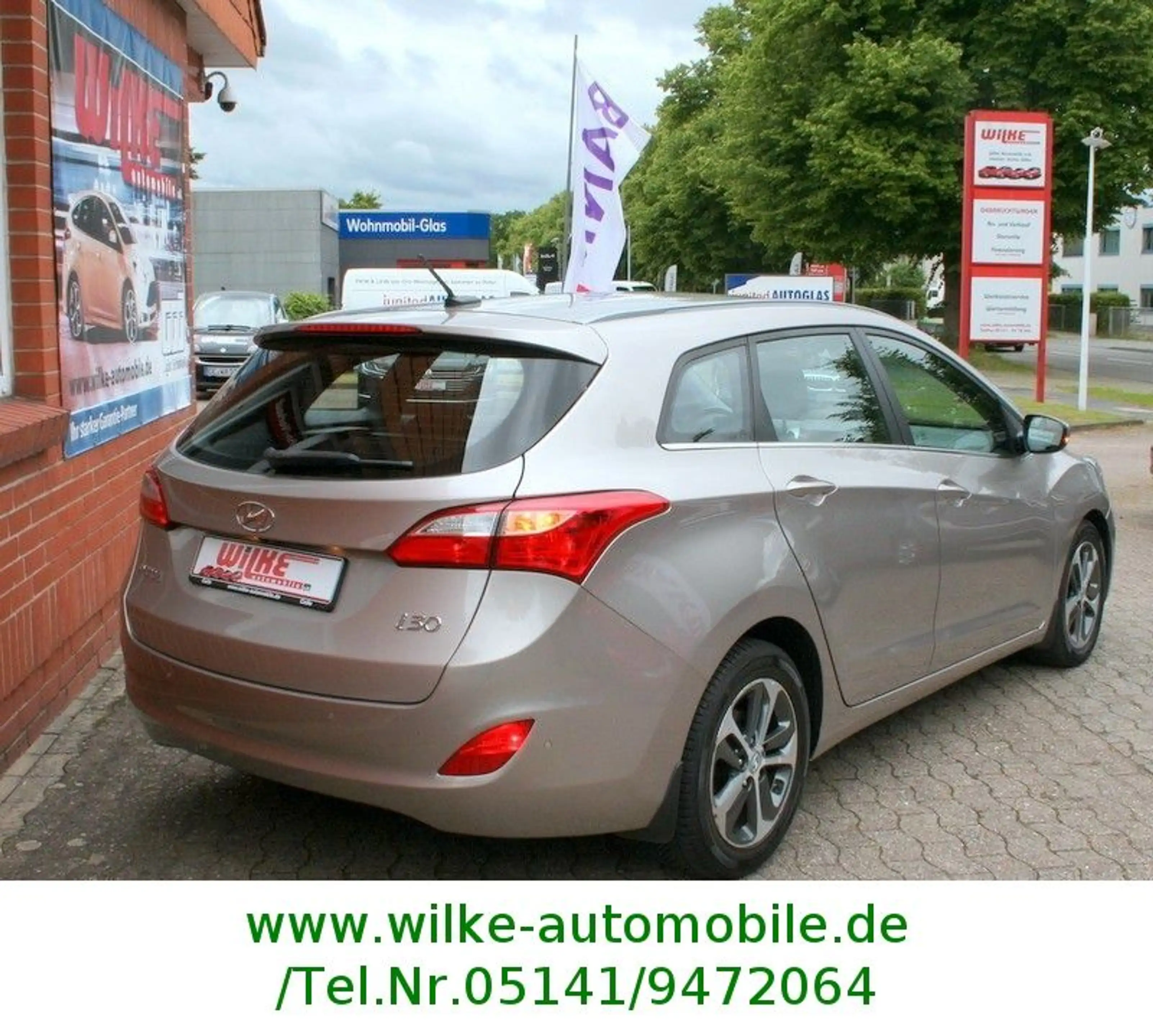 Hyundai i30 cw blue Premium+Navi+Sitzheizg.+Automatik+++ — photo 14