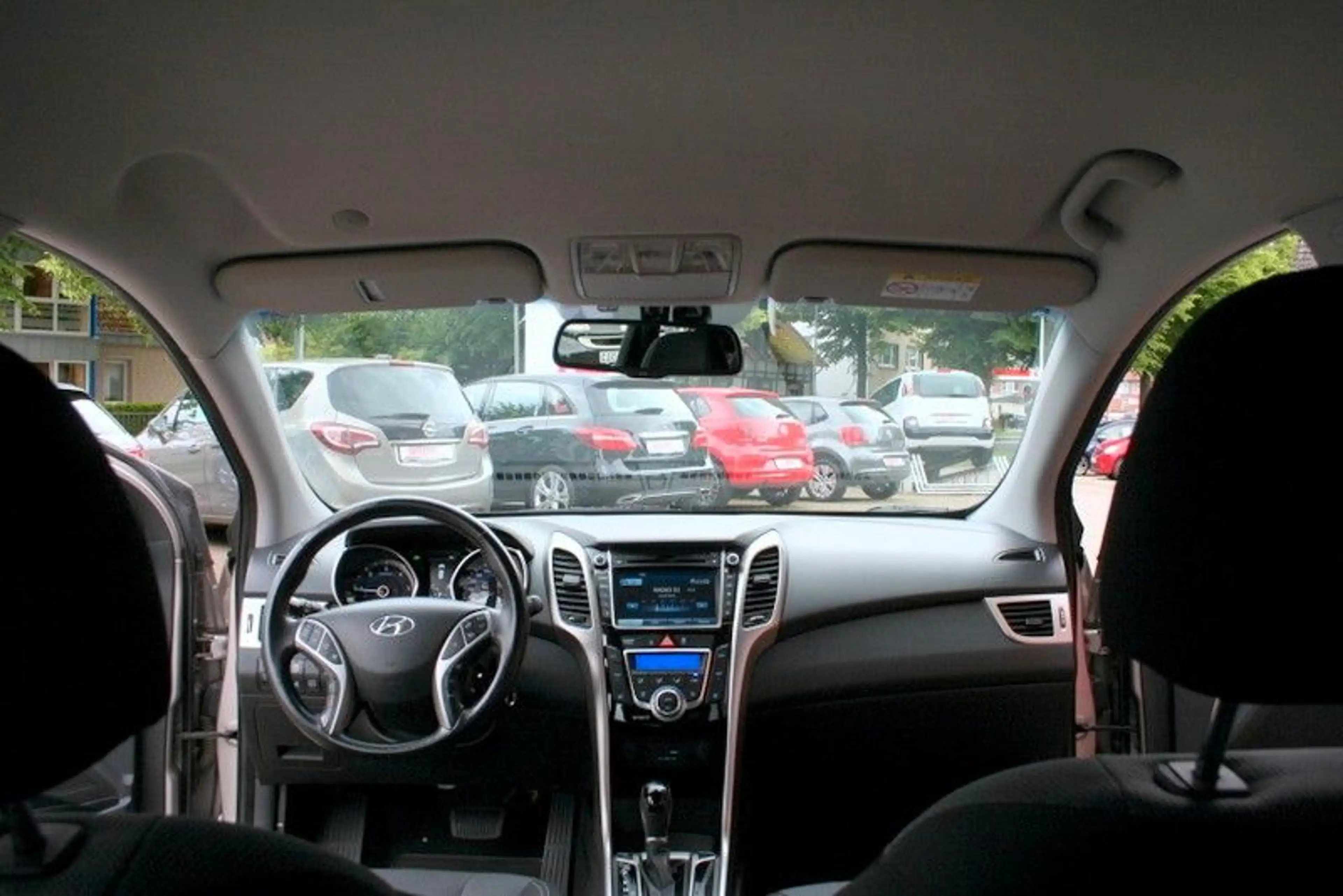 Hyundai i30 cw blue Premium+Navi+Sitzheizg.+Automatik+++ — photo 7