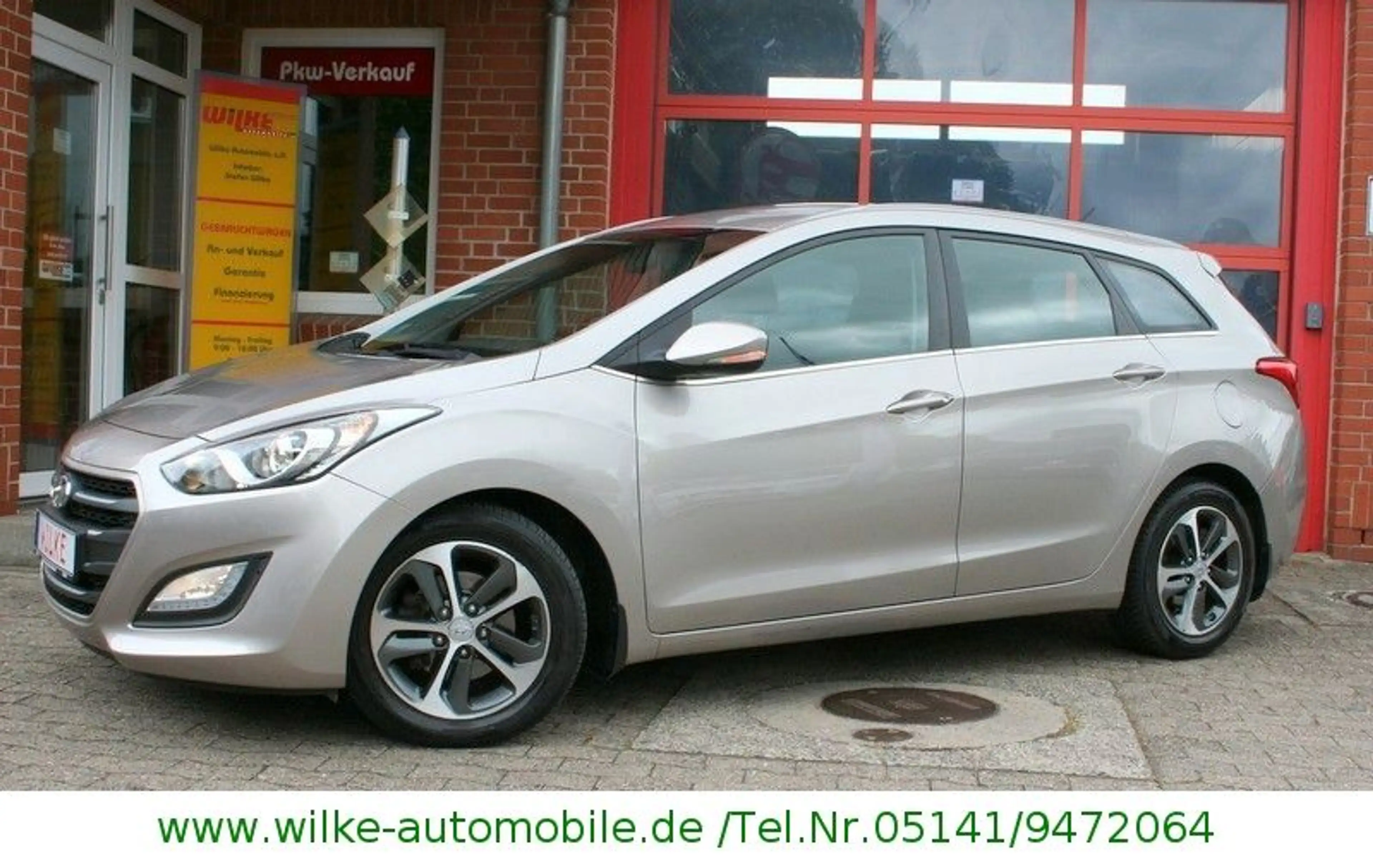 Hyundai i30 cw blue Premium+Navi+Sitzheizg.+Automatik+++