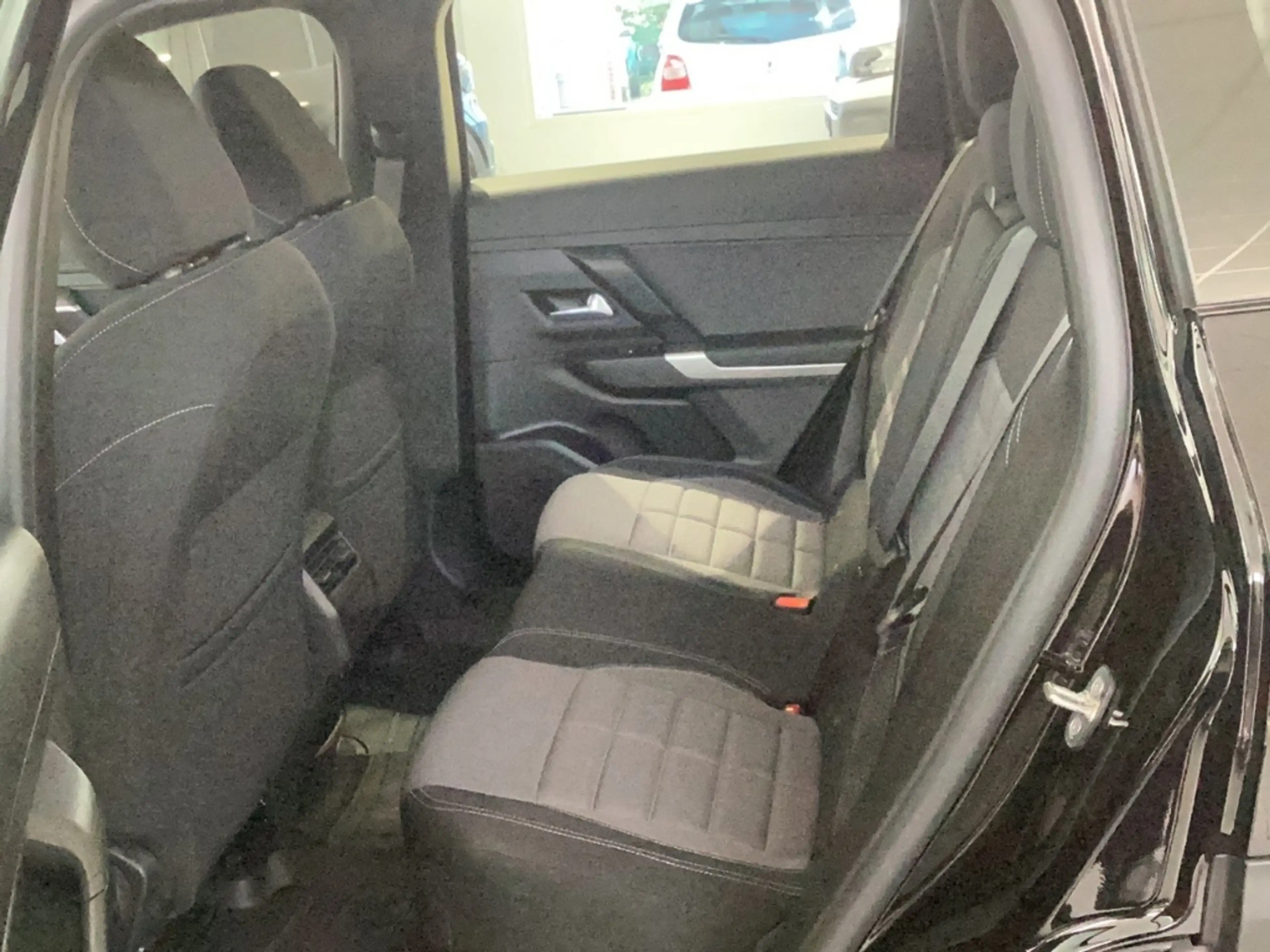 Jeep Compass MHEV Altitude Navi 360° Kamera LED ACC    Apple Ca — photo 14