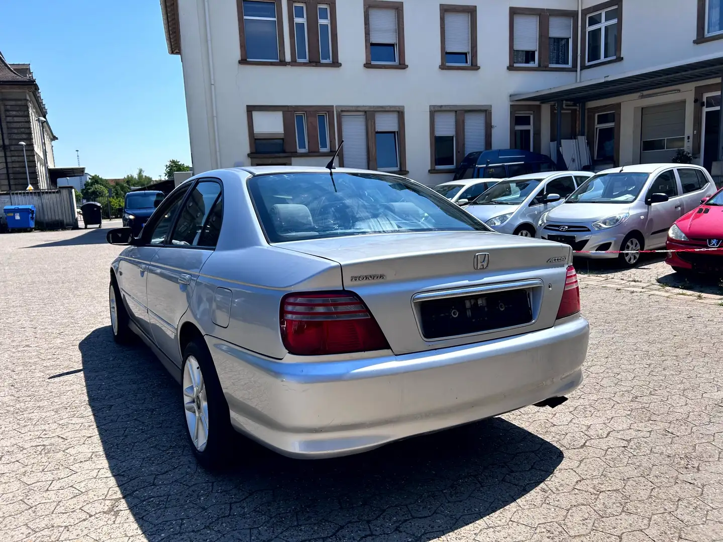 Honda Accord 1.8i Sport Argent - 2