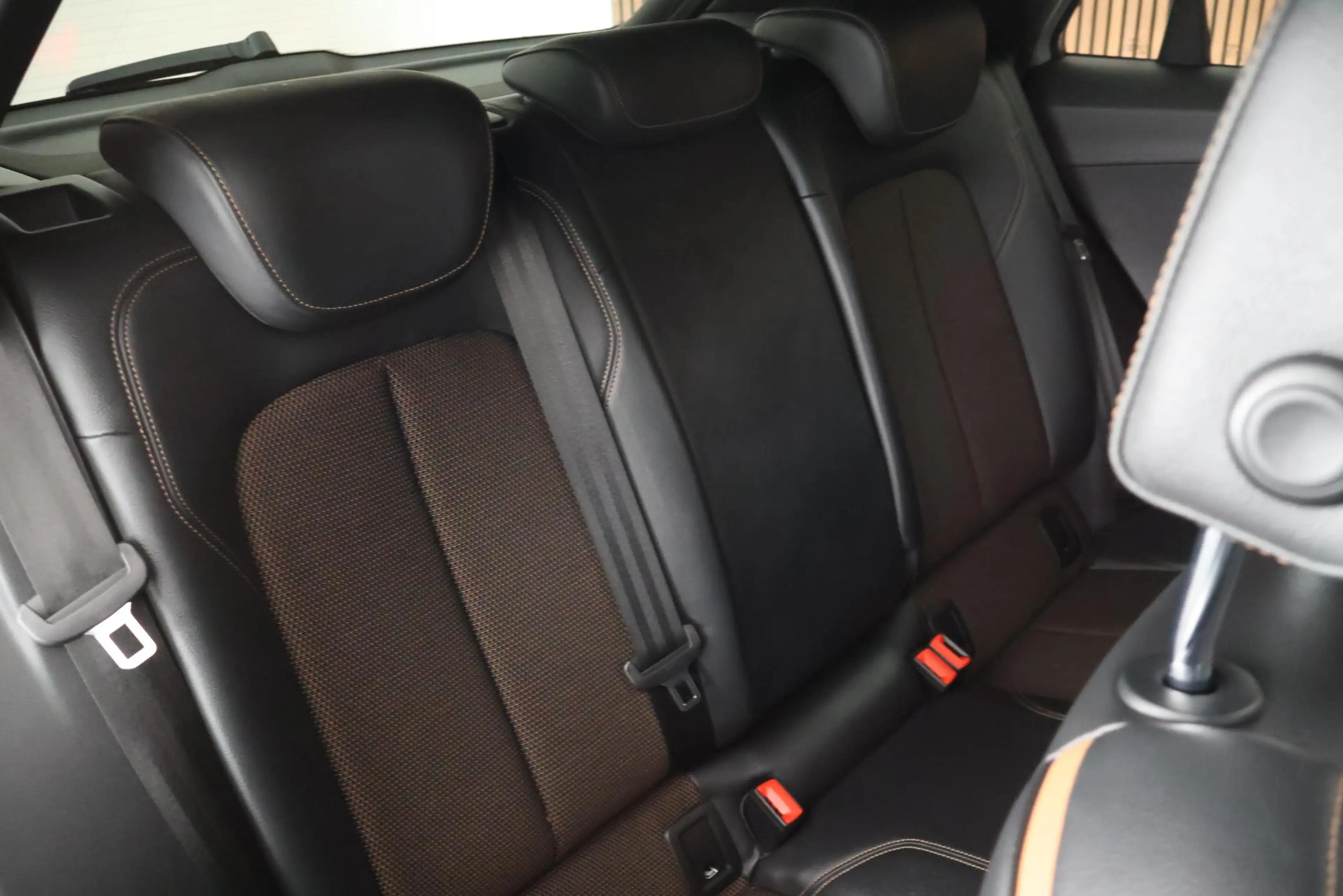 Audi Q2 1.4 TFSI 150pk CoD Edition One Panoramadak Trekhaa — photo 35