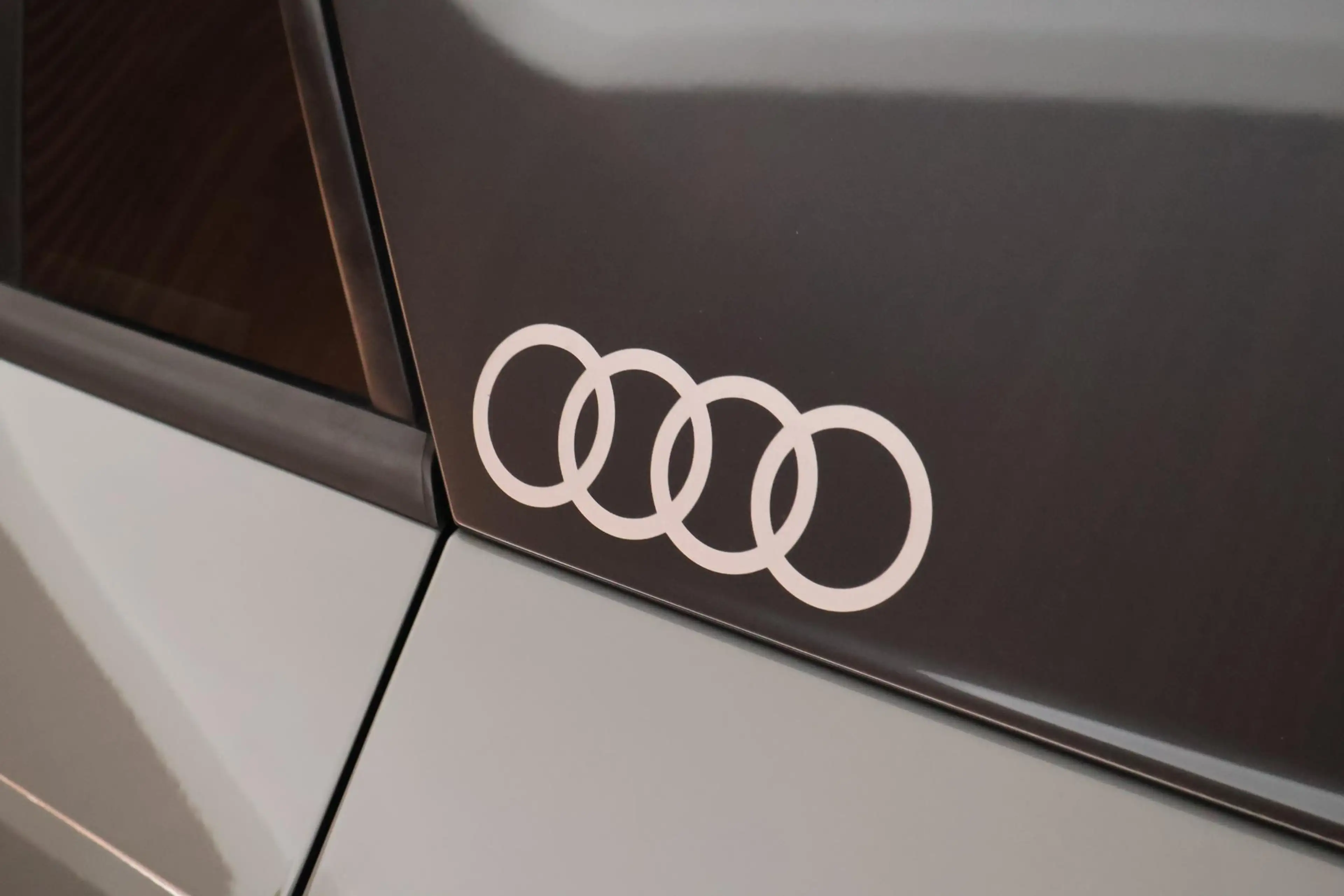 Audi Q2 1.4 TFSI 150pk CoD Edition One Panoramadak Trekhaa — photo 37